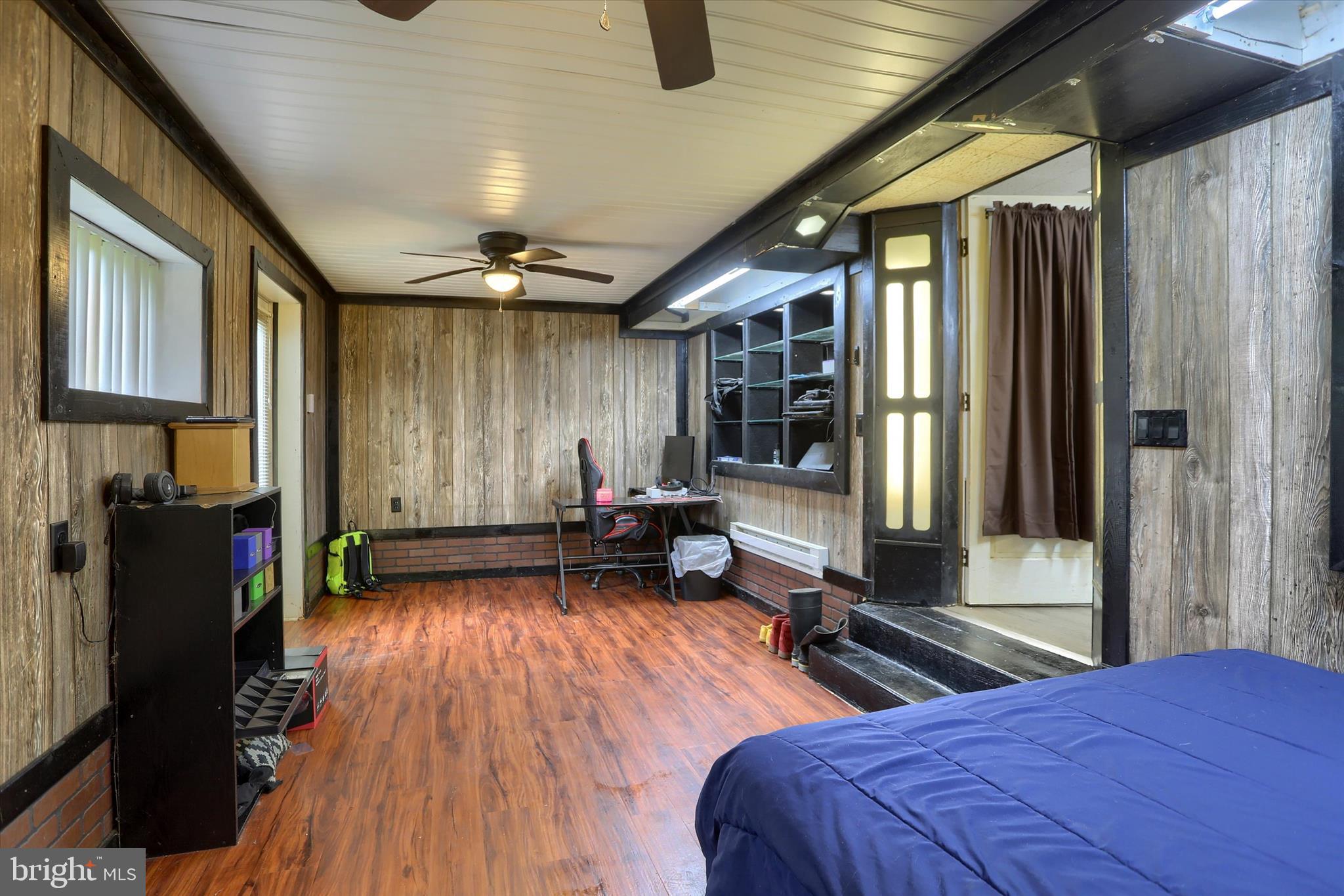 GREEN LANE FARMS - Residential