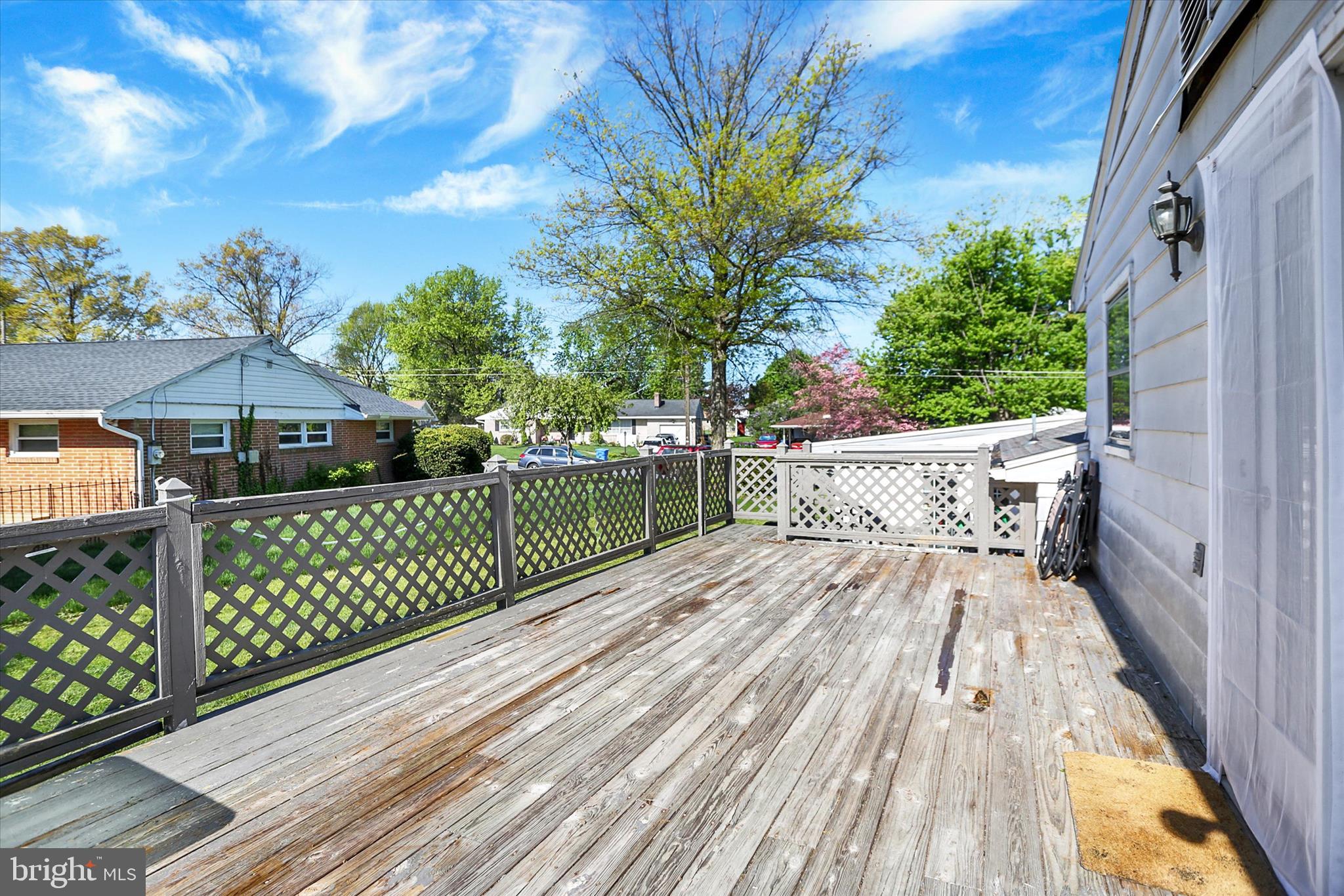GREEN LANE FARMS - Residential