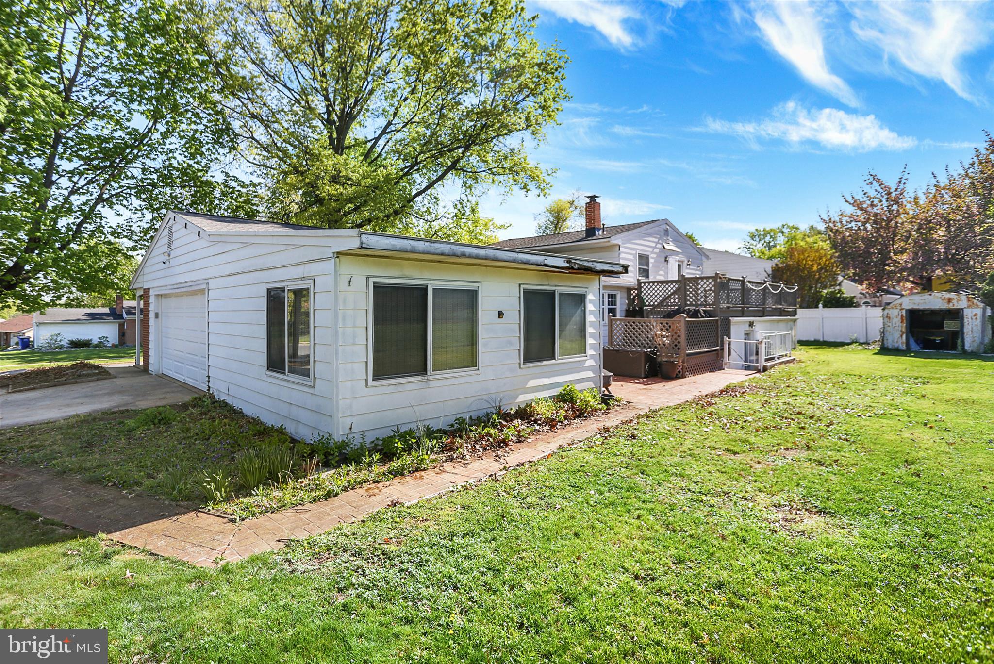 GREEN LANE FARMS - Residential