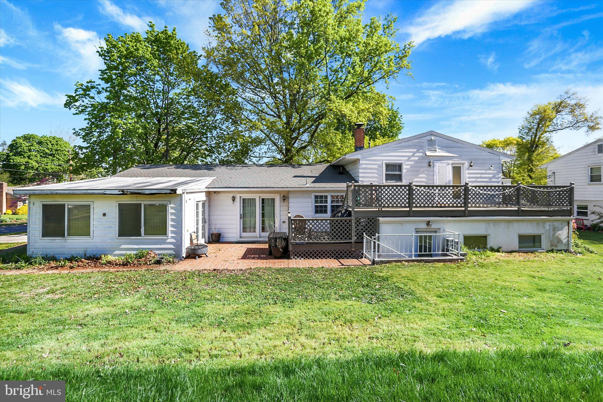 GREEN LANE FARMS - Residential