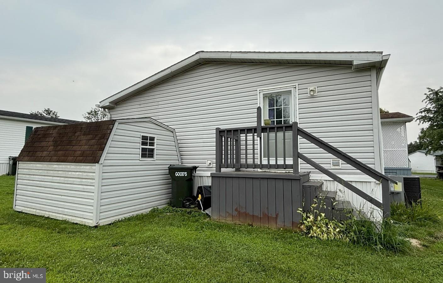 203 GREENBRIAR CIRCLE