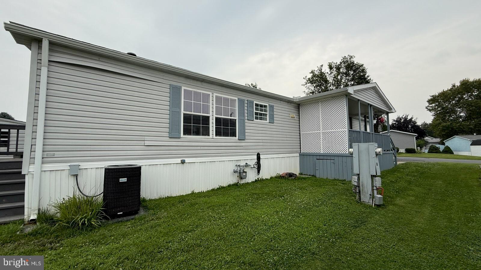 203 GREENBRIAR CIRCLE