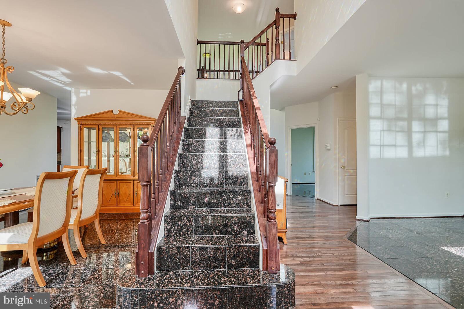 17823 FALCONCREST CIRCLE