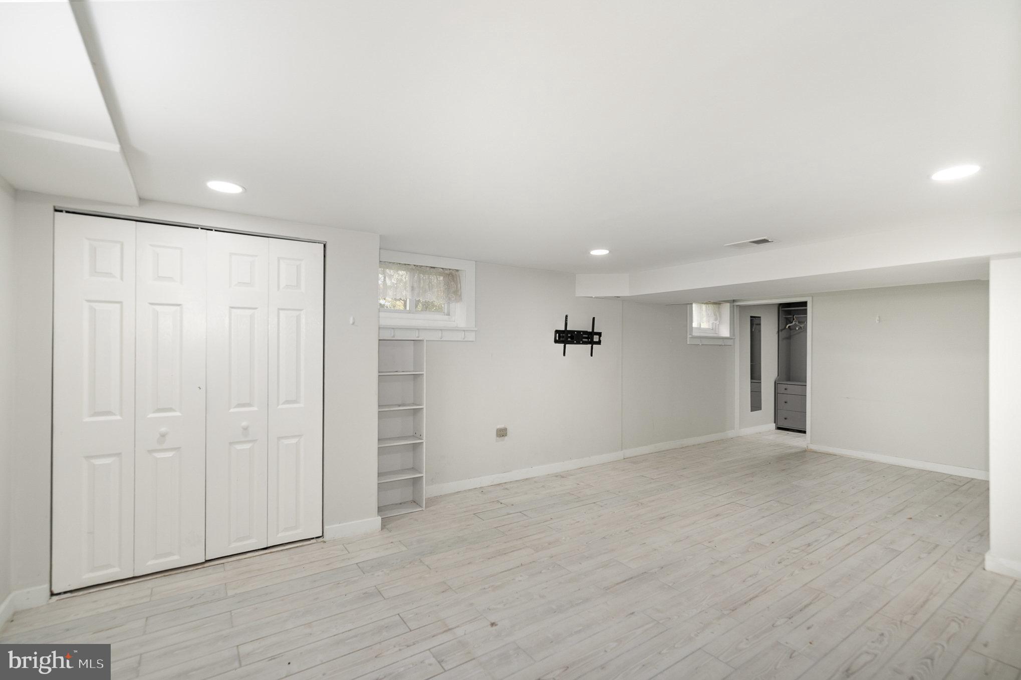 ROSEDALE TERRACE - Residential