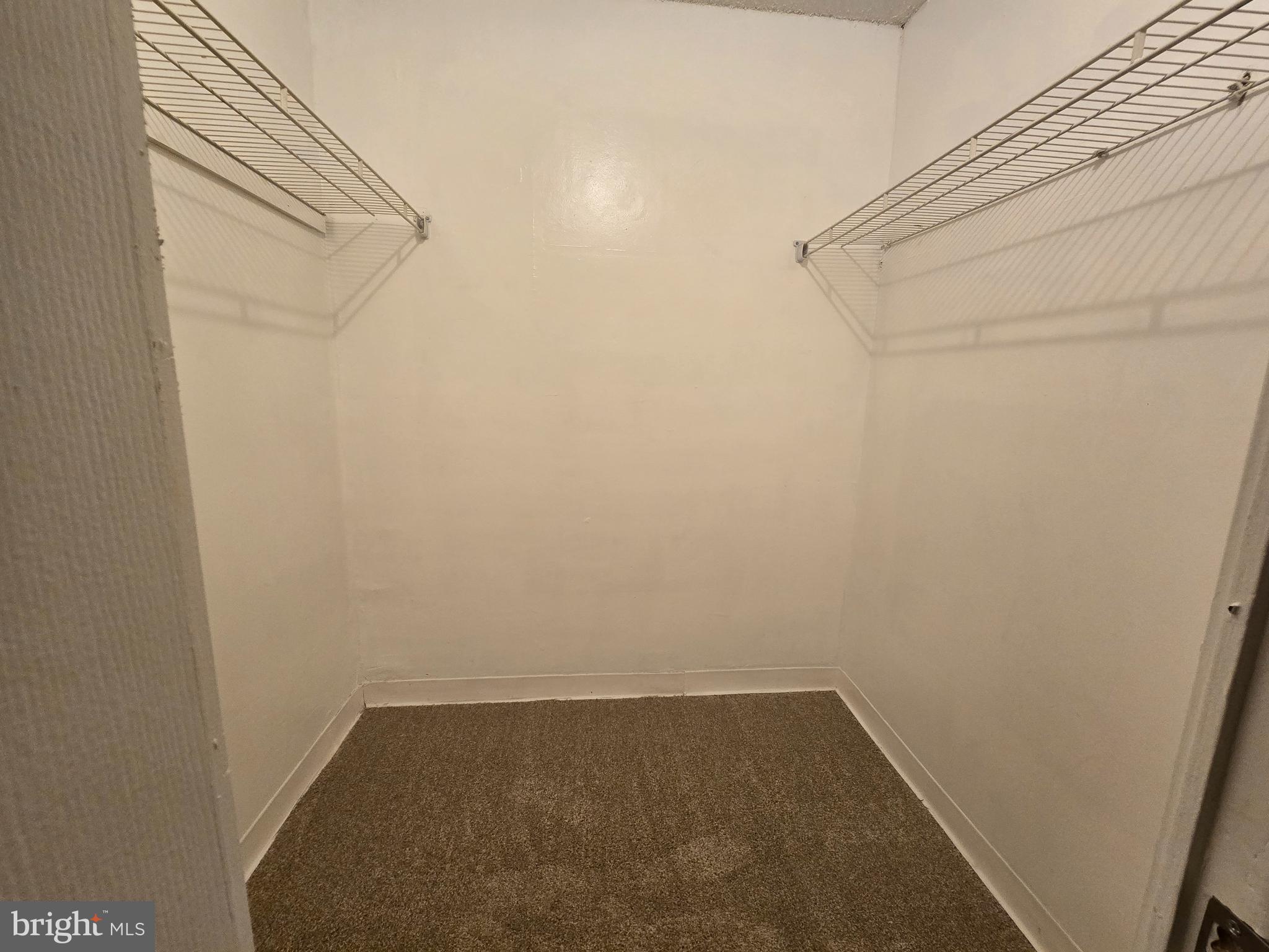 VILLAGE OF LONG REACH - Residential