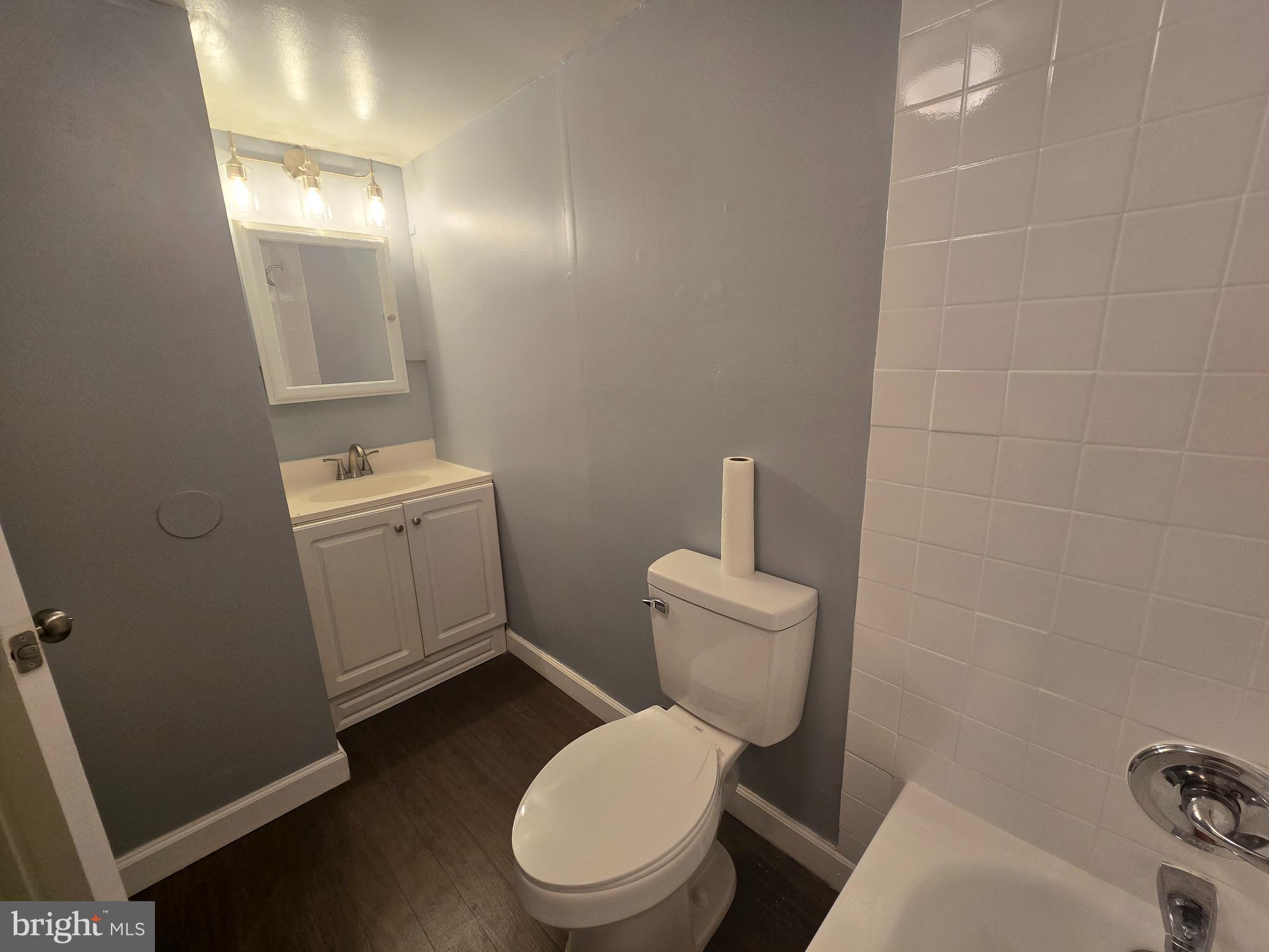 VILLAGE OF LONG REACH - Residential