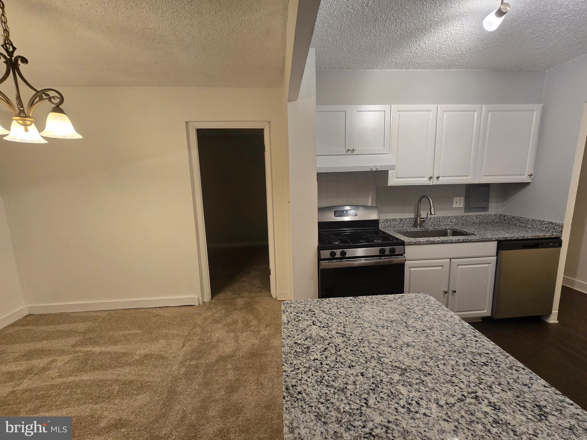 VILLAGE OF LONG REACH - Residential