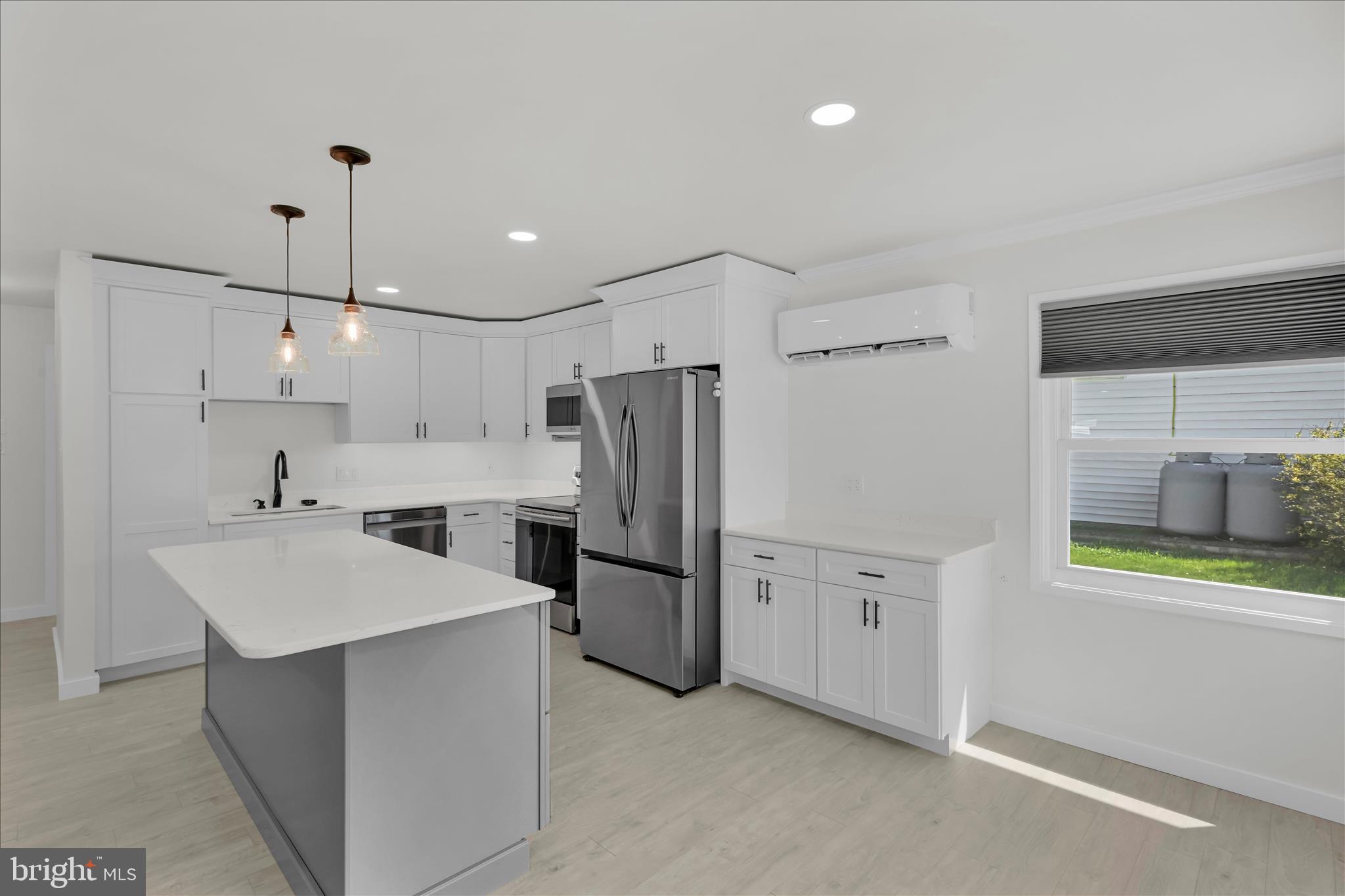 LANDISVILLE - Residential