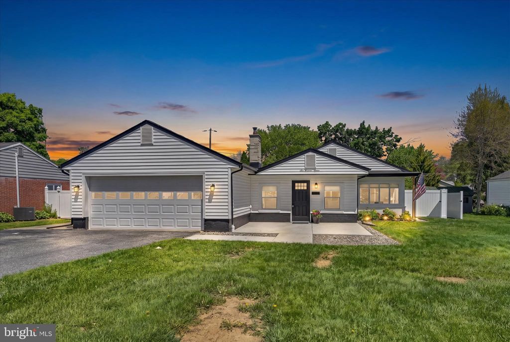 Photo of 115 Stanley Avenue, LANDISVILLE, PA 17538 (MLS # PALA2087556)