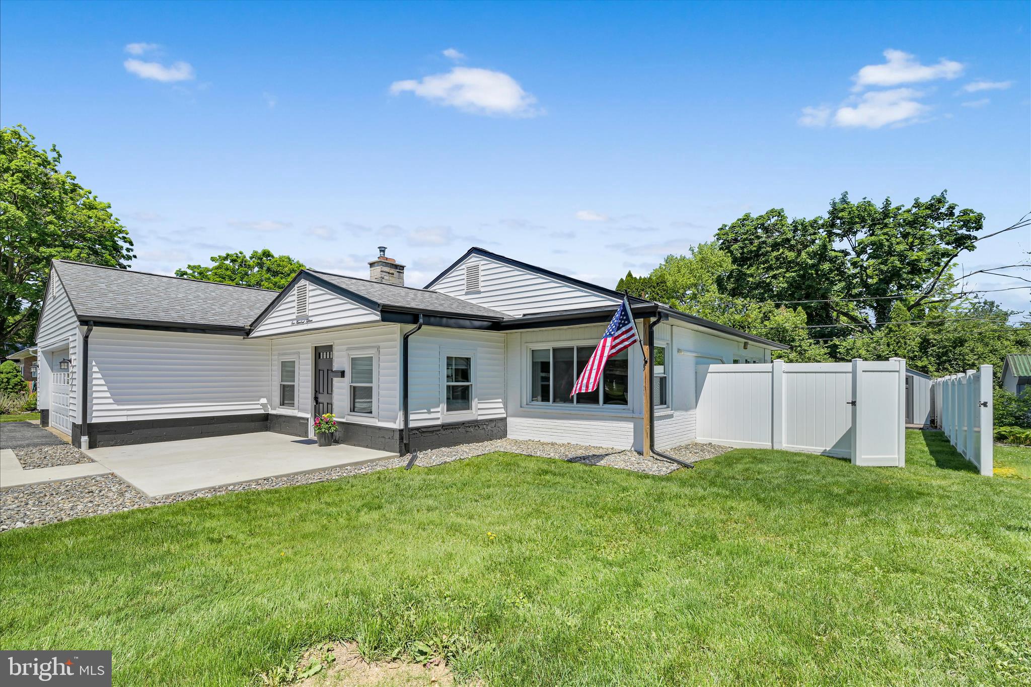LANDISVILLE - Residential