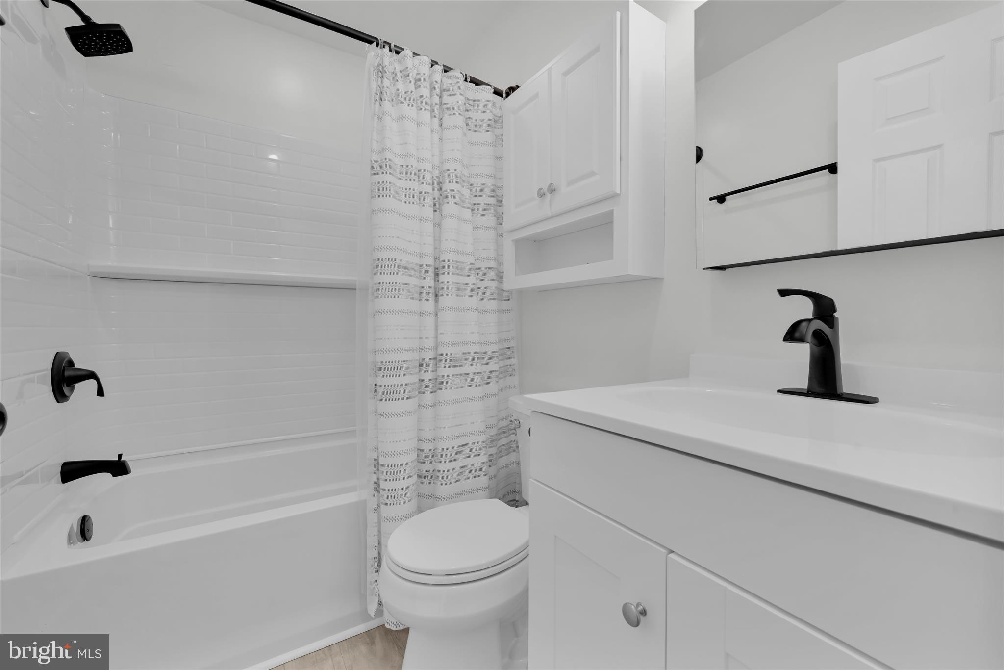 LANDISVILLE - Residential