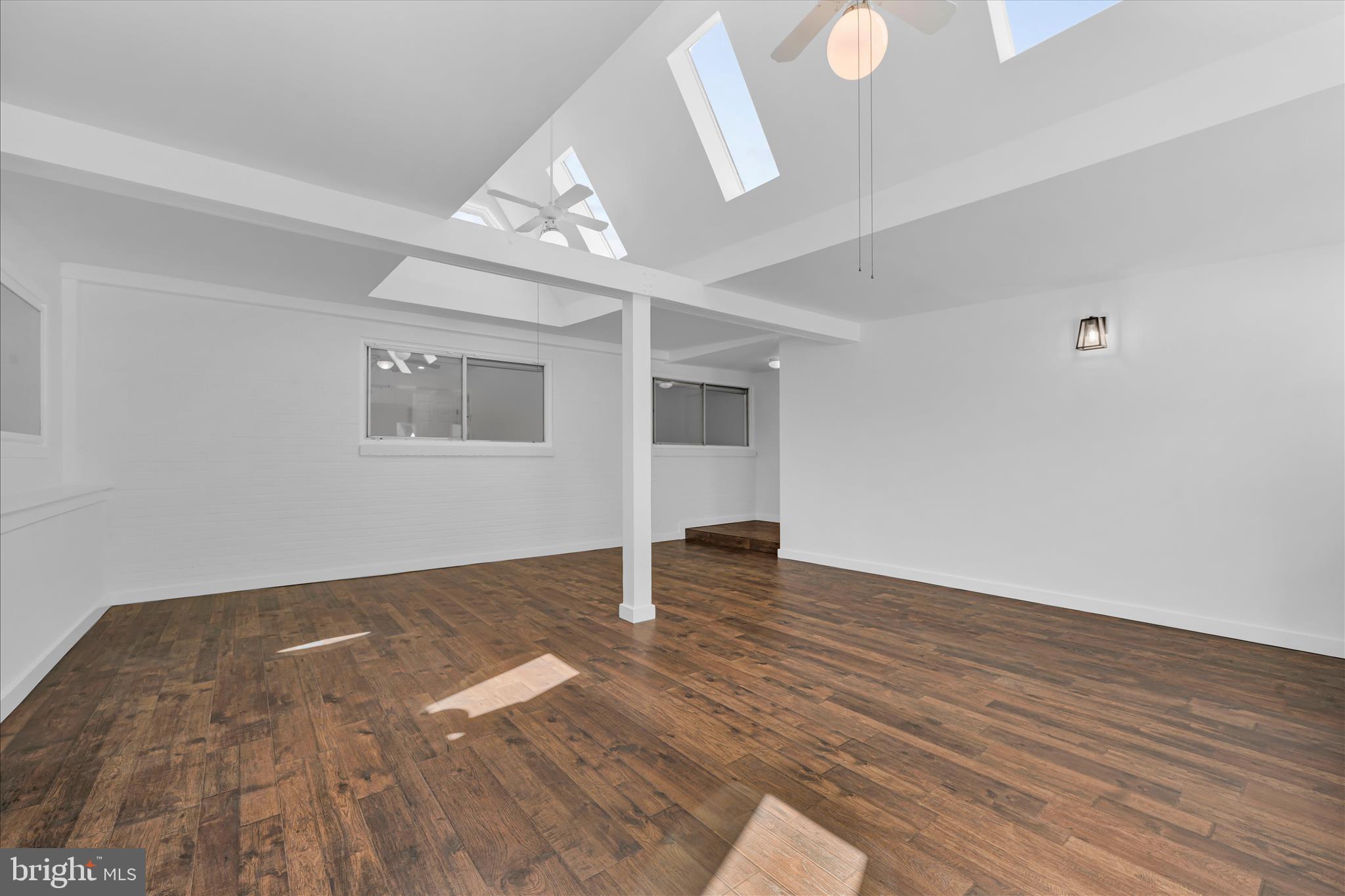 LANDISVILLE - Residential