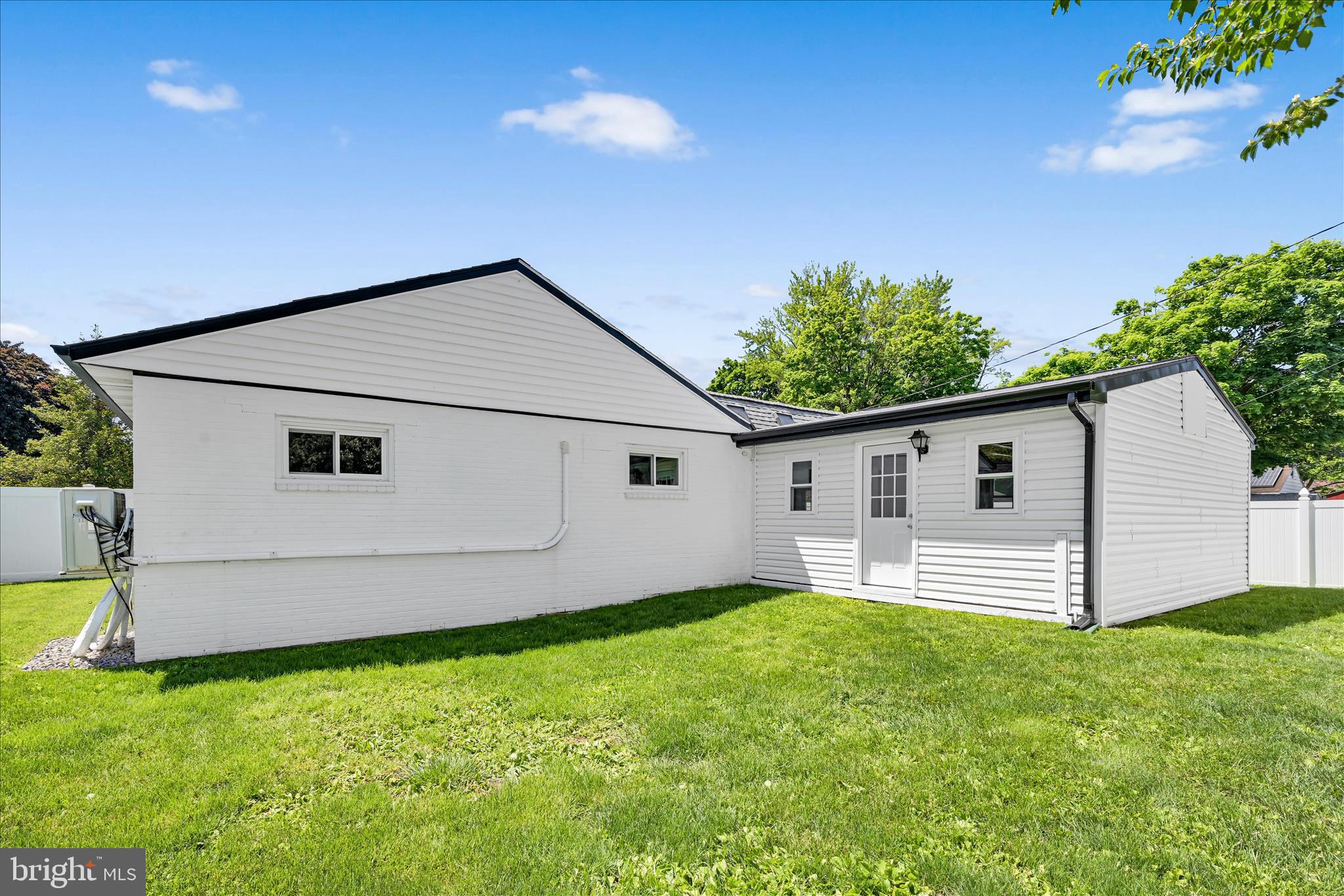 LANDISVILLE - Residential