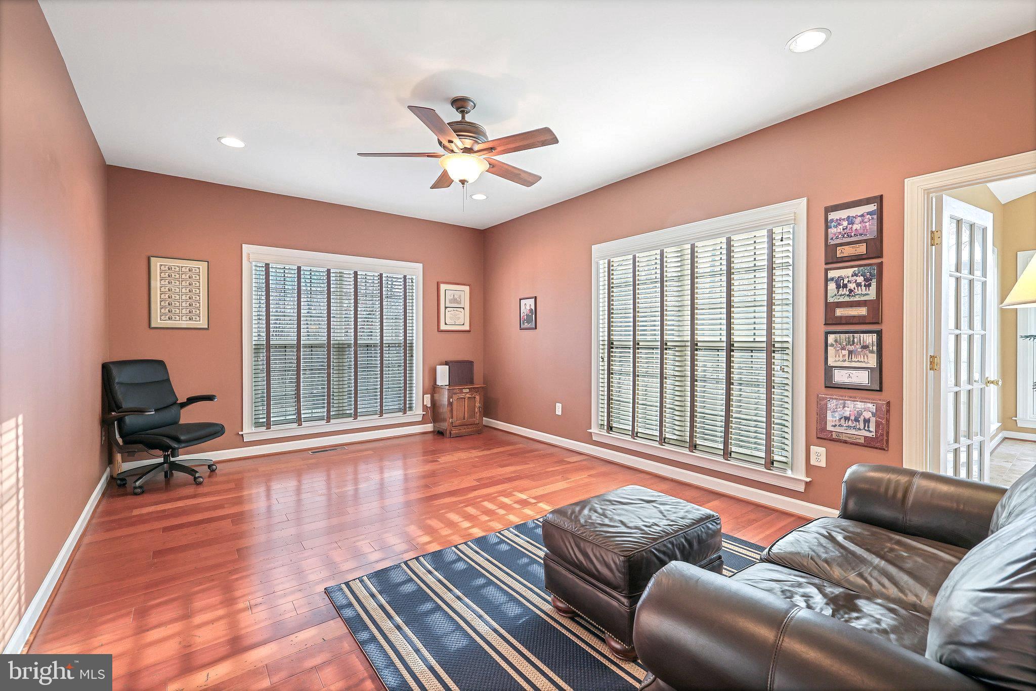 CEDAR CREST - Residential