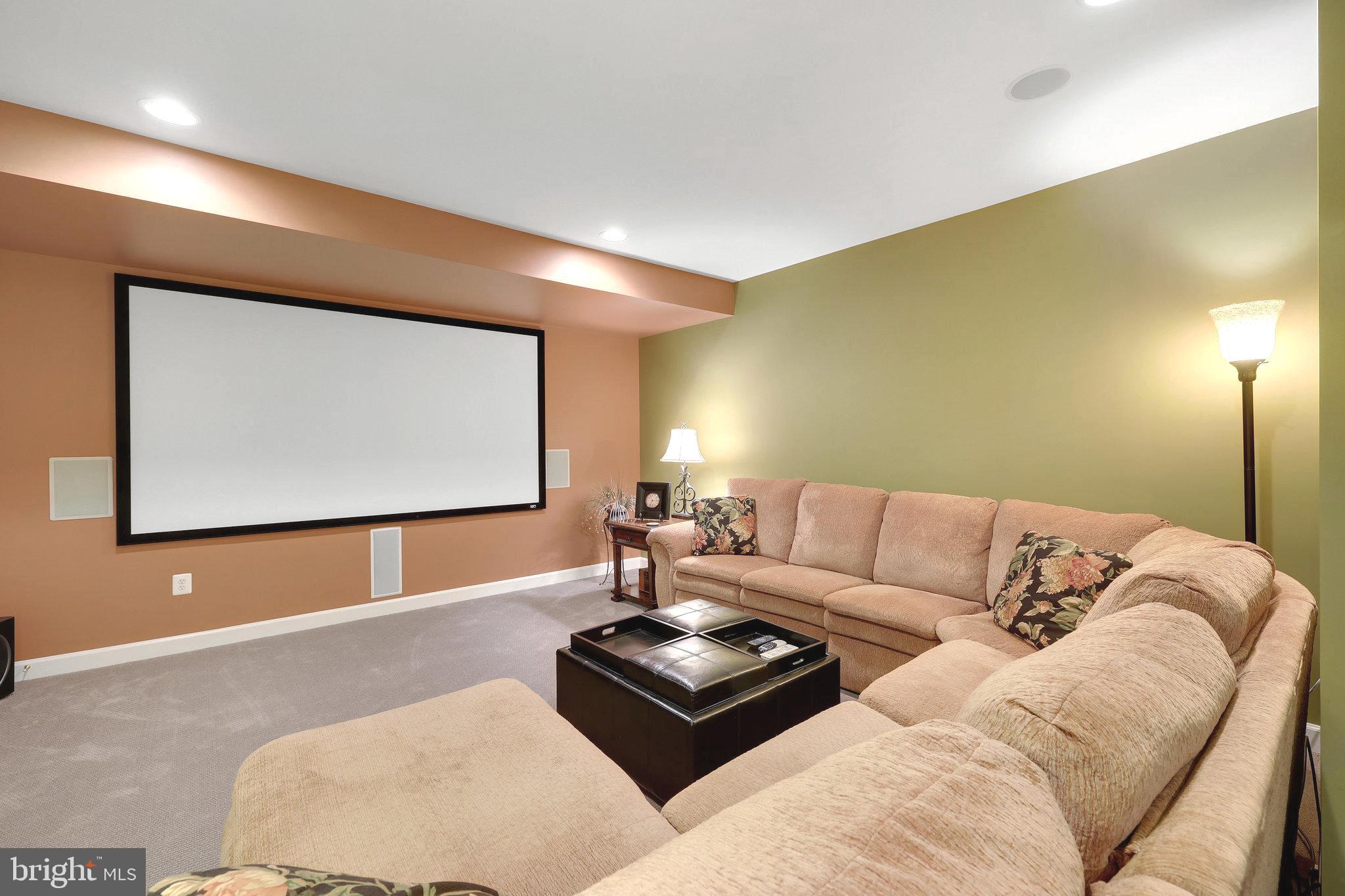 CEDAR CREST - Residential