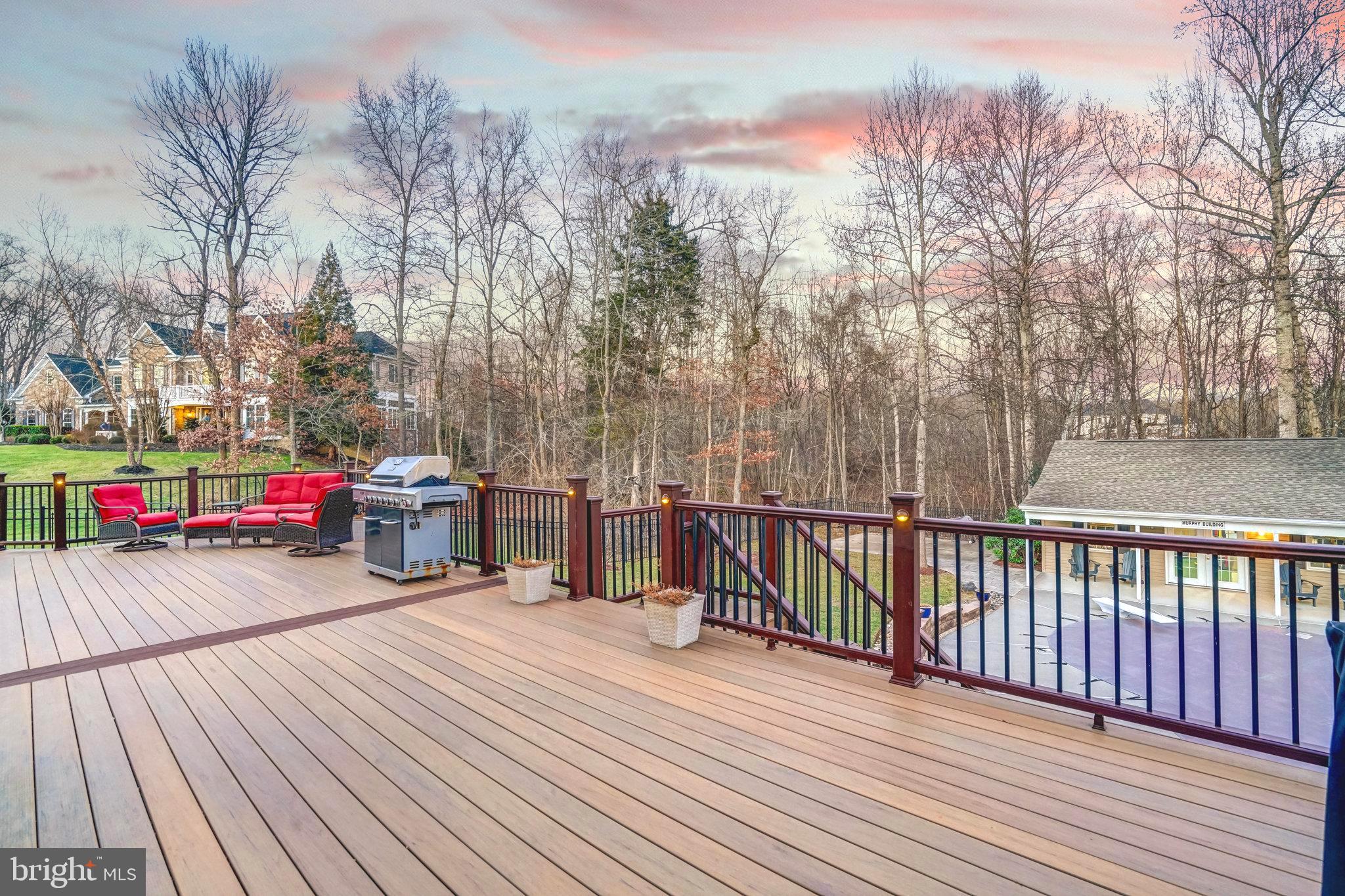 CEDAR CREST - Residential