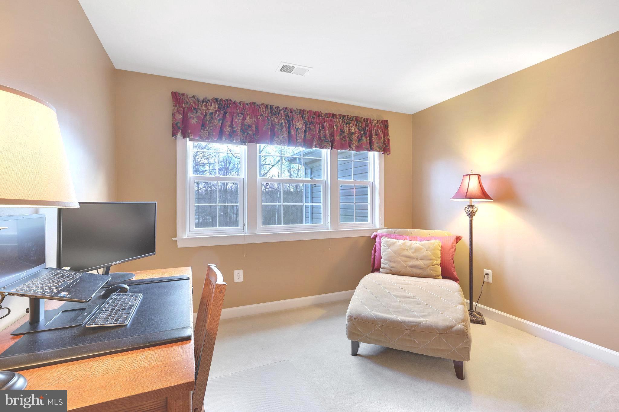 CEDAR CREST - Residential