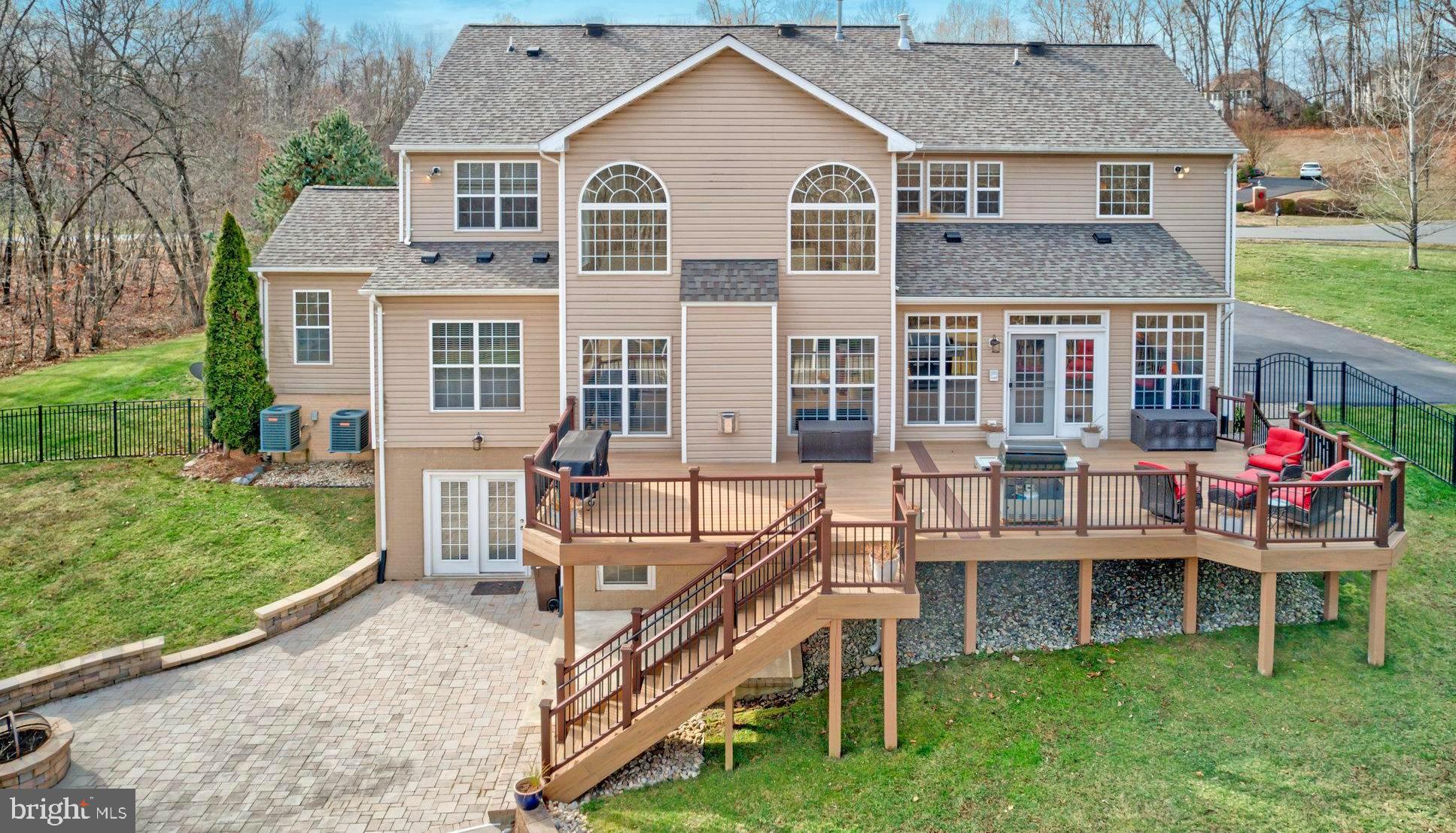 CEDAR CREST - Residential