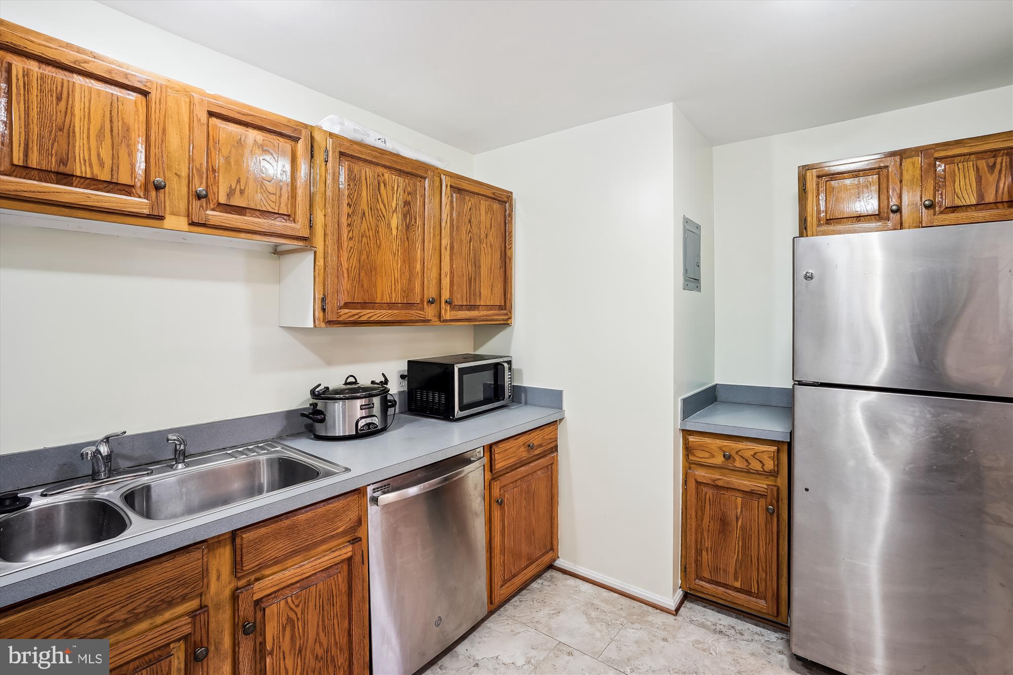 MOORINGS OF OCCOQUAN CON - Residential