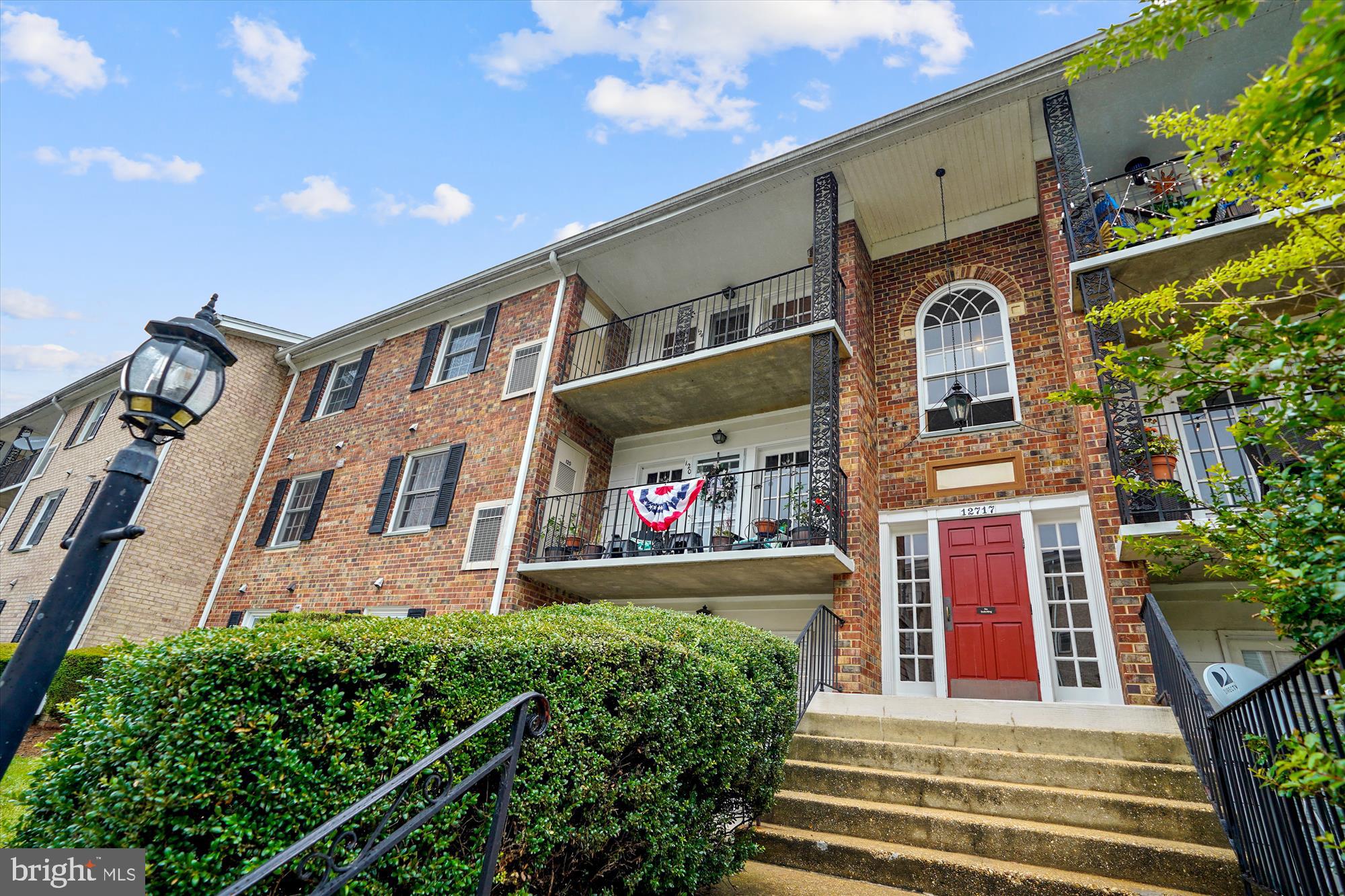 MOORINGS OF OCCOQUAN CON - Residential