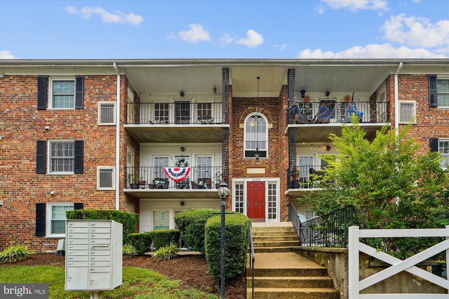 Welcome to the Moorings of Occoquan. Enjoy a spacious two-bedroom condo located on the second level, a short distance to Historic Occoquan, close to commuter lots, and the beautiful parks at Occoquan River. The kitchen has updated cabinetry, new flooring, and stainless appliances. The living area is bright and opens to the covered deck that can be enjoyed throughout the year. A short distance to take in the river sights or the community pool in the summer. This home has been well maintained and updated. Both bedrooms enjoy ample closet space as well as natural light. The main bedroom has a half bath that is nicely appointed and spacious. Don't miss this opportunity to own a very sought-after location with a tranquil, must-see setting that you are sure to love!