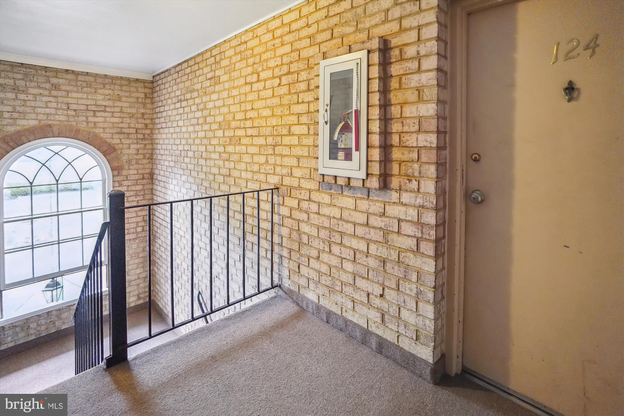 MOORINGS OF OCCOQUAN CON - Residential