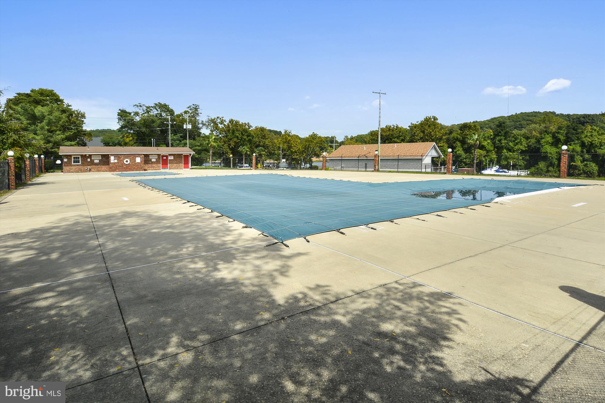 MOORINGS OF OCCOQUAN CON - Residential