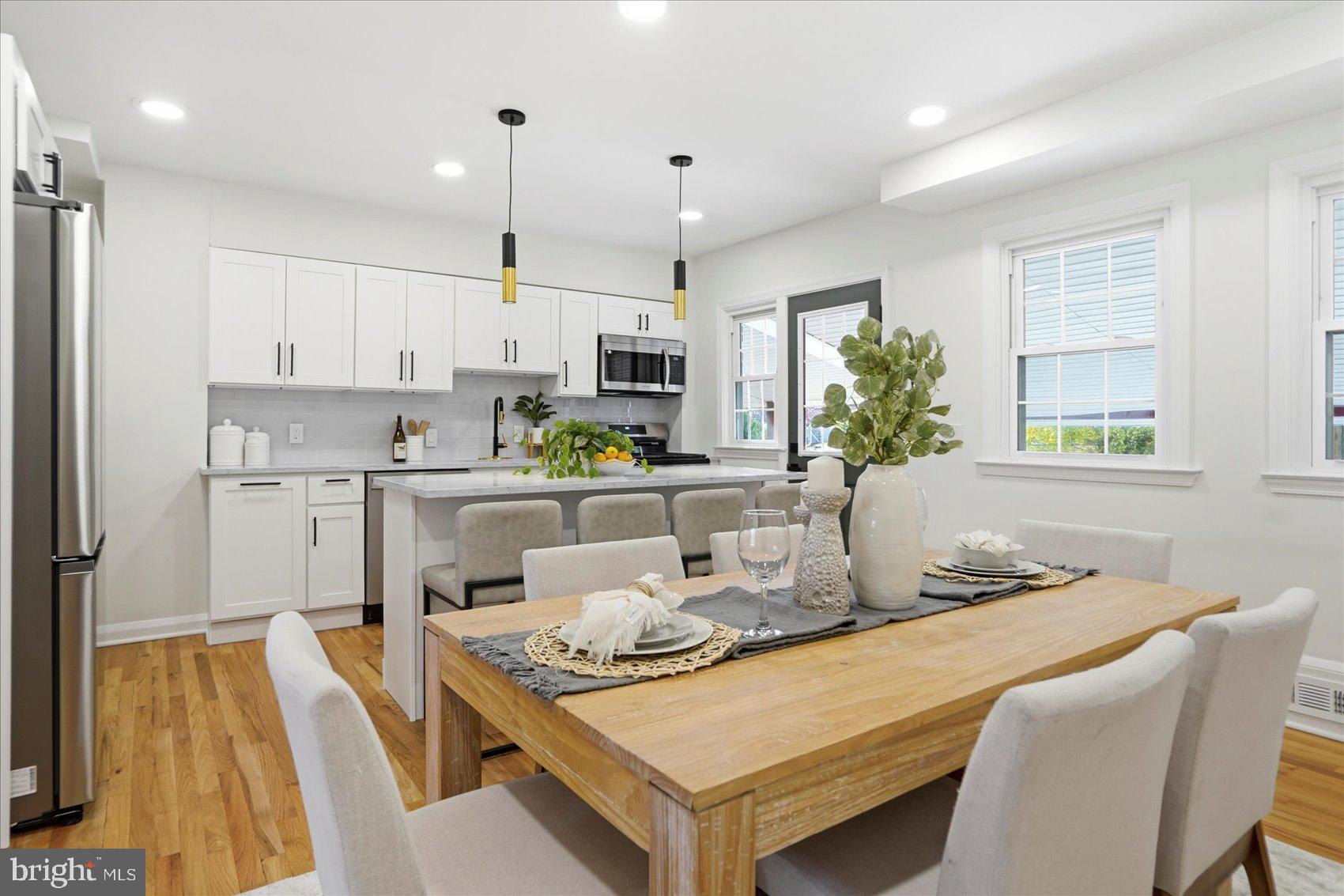 RAMBLEWOOD - Residential