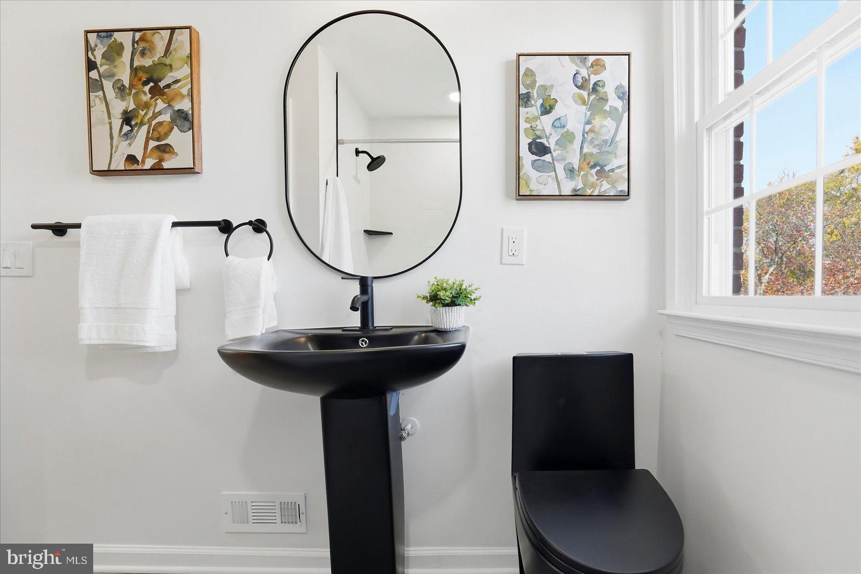 RAMBLEWOOD - Residential