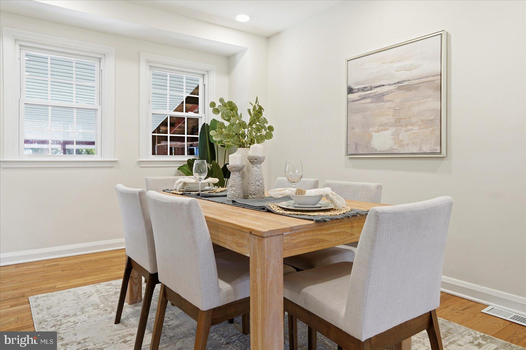 RAMBLEWOOD - Residential