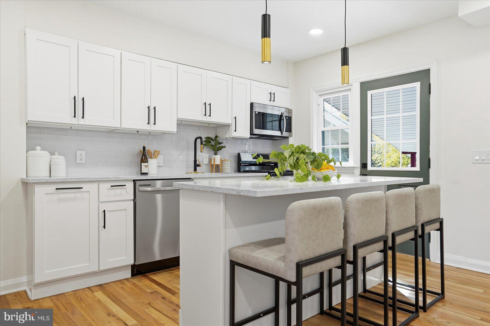 RAMBLEWOOD - Residential