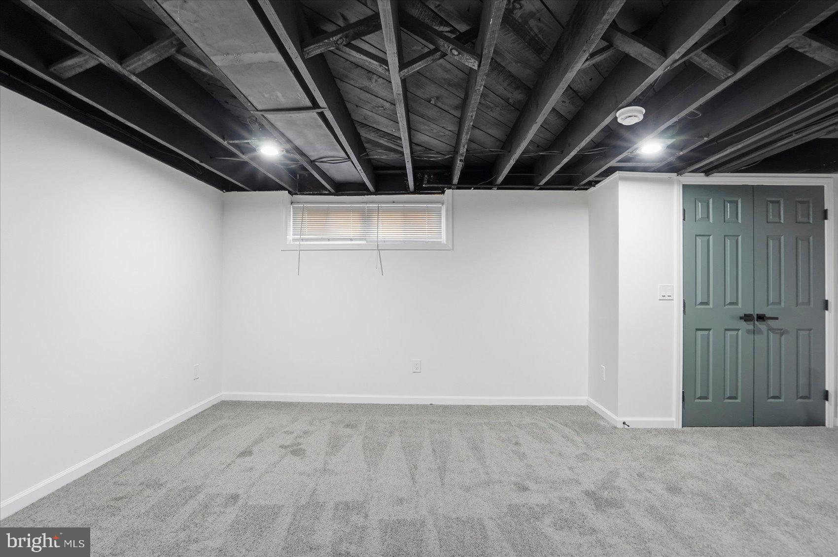 RAMBLEWOOD - Residential