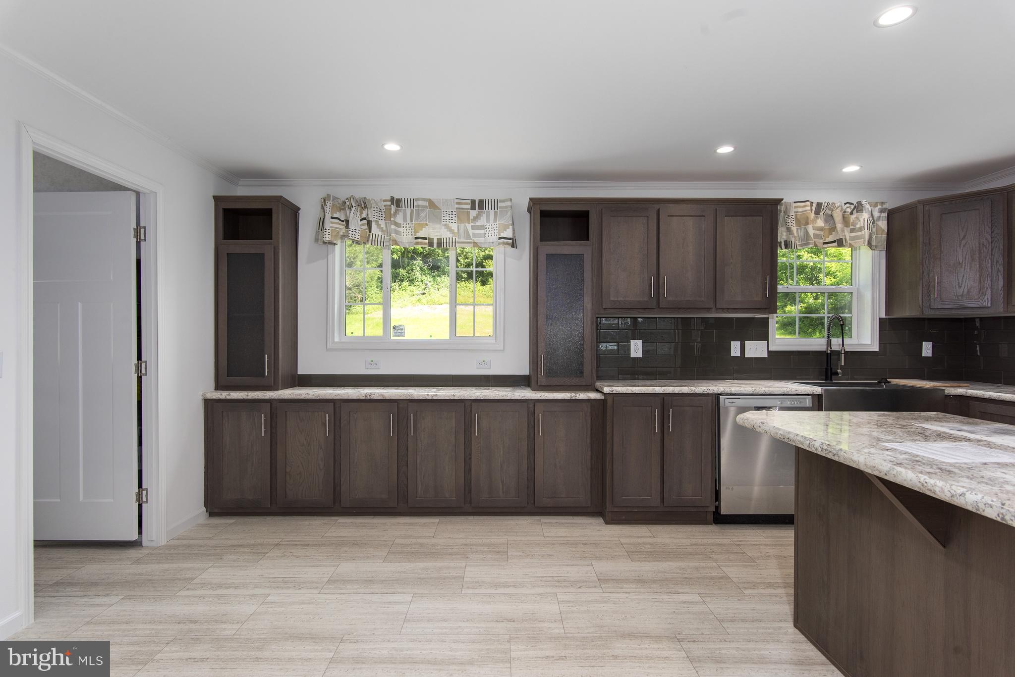 NONAVAILABLE - Residential