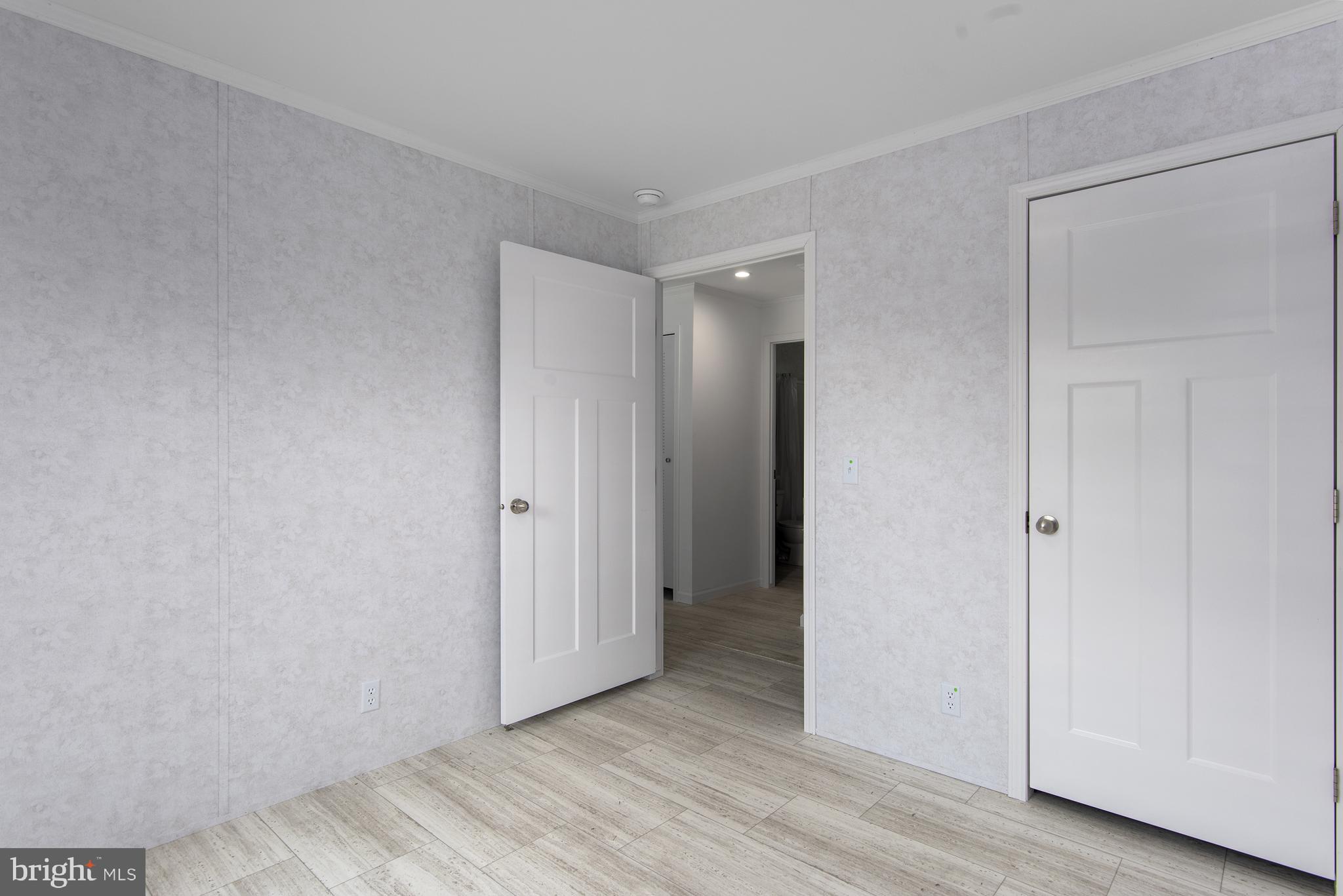 NONAVAILABLE - Residential