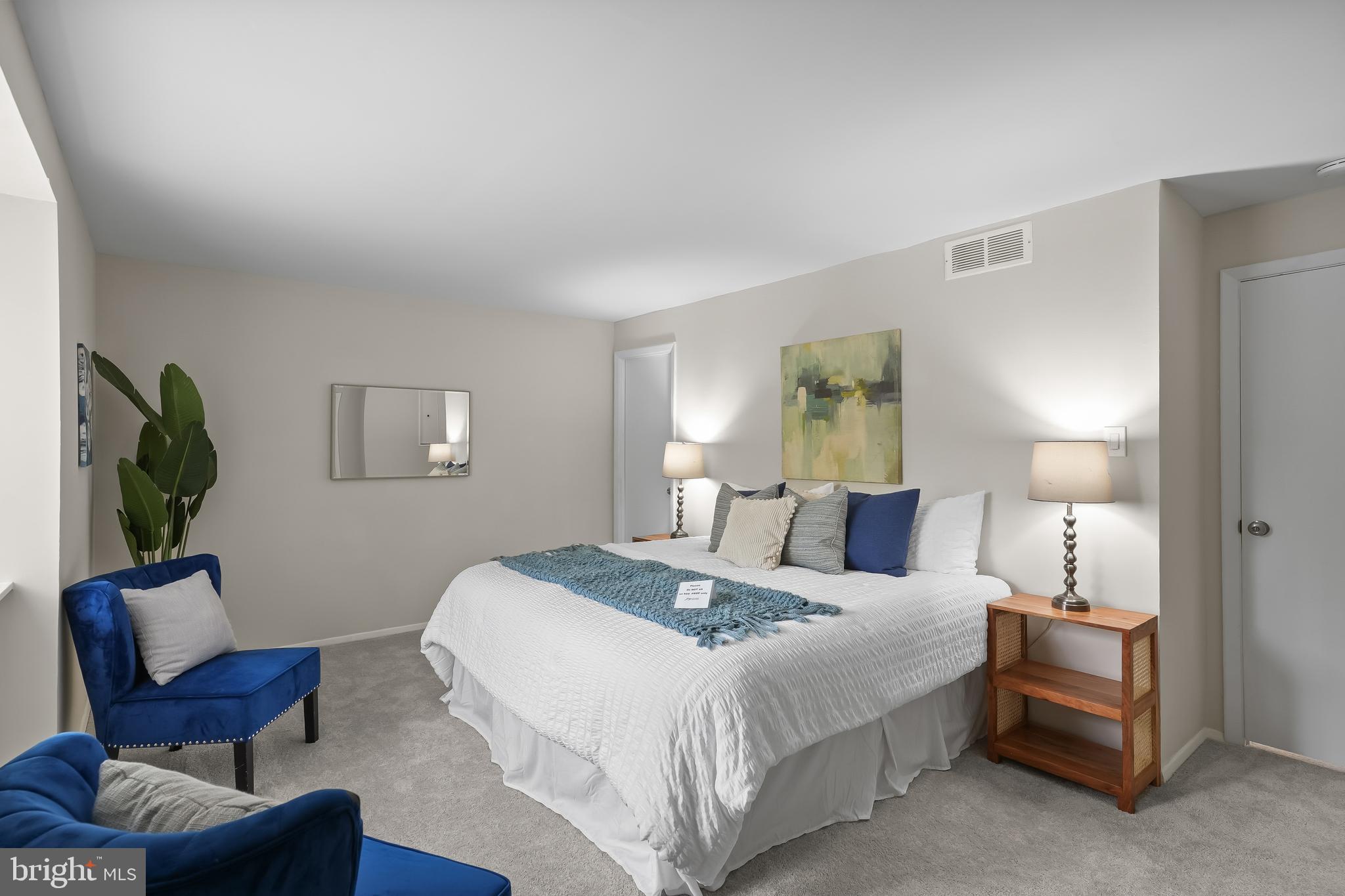 VILLAGE OF OWEN BROWN - Residential