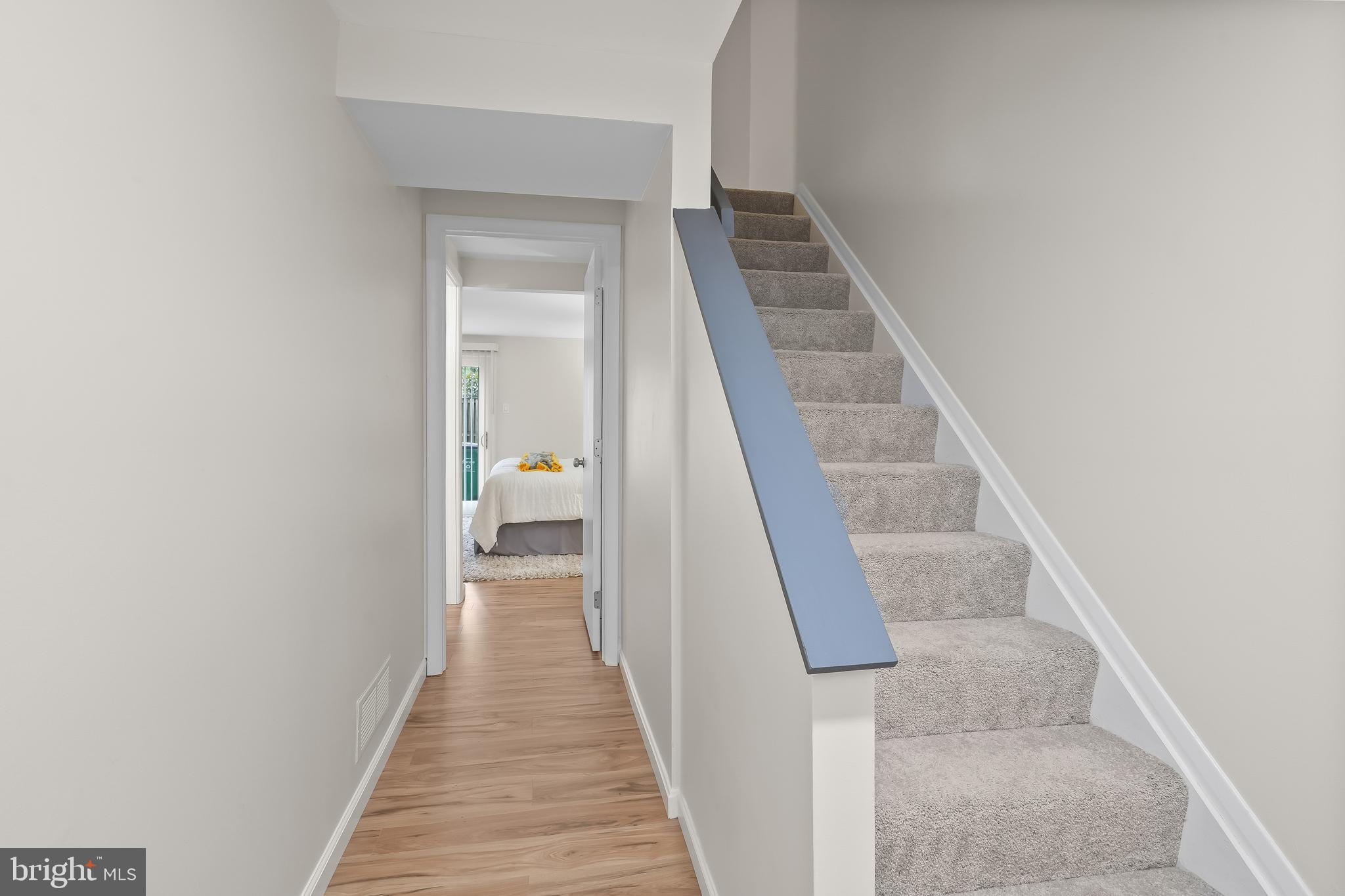 7047 KNIGHTHOOD LANE