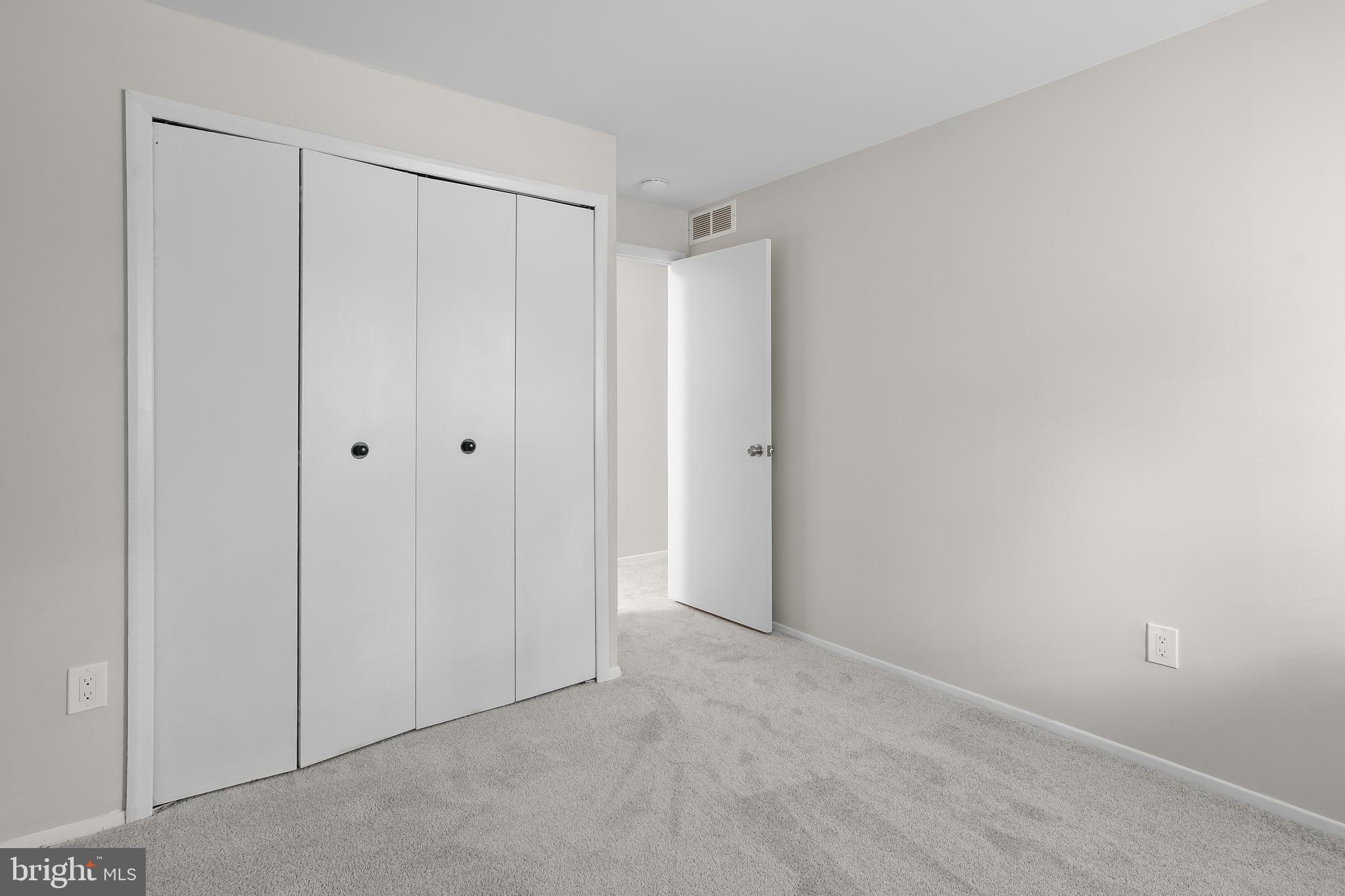 VILLAGE OF OWEN BROWN - Residential