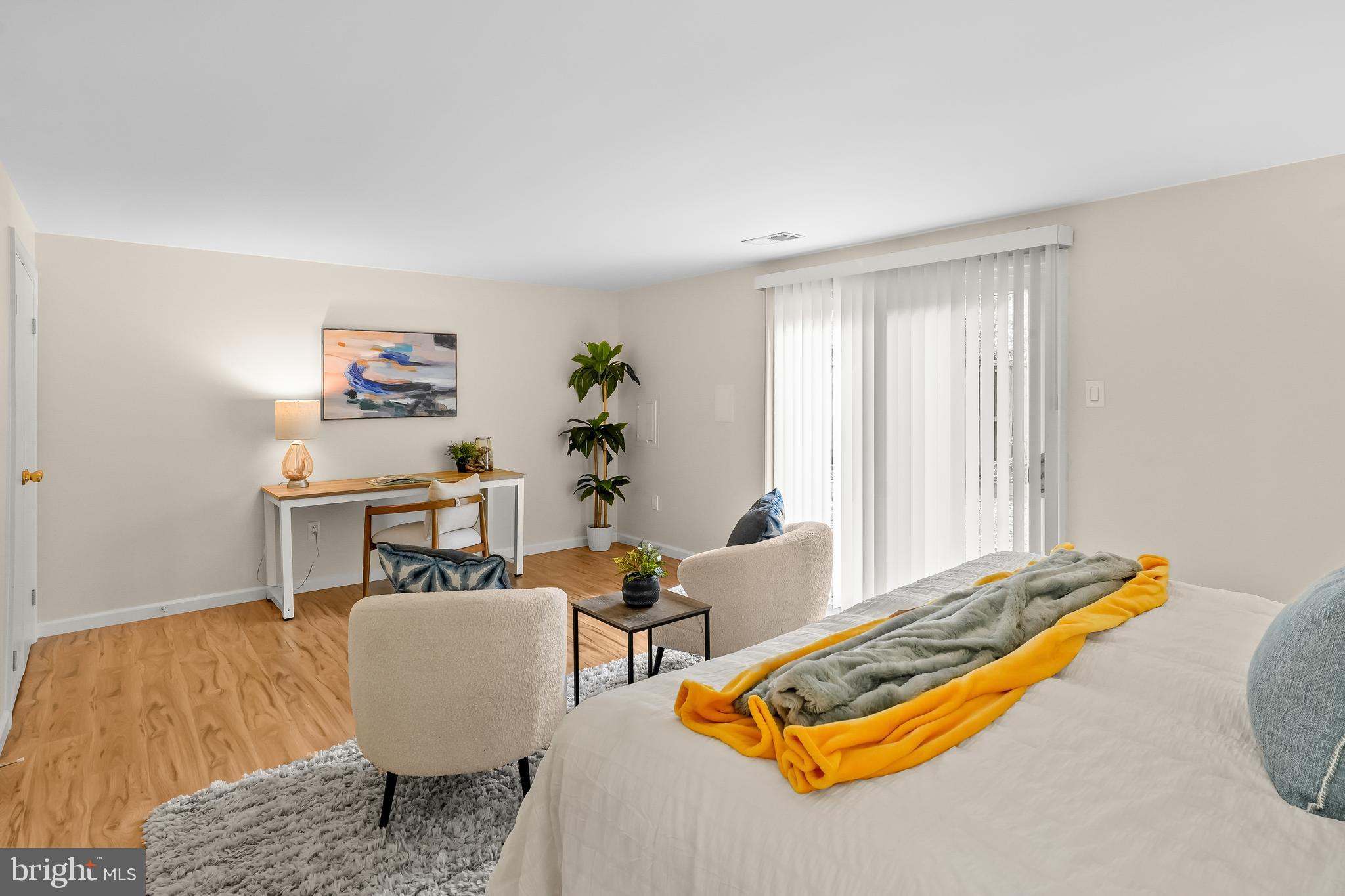 VILLAGE OF OWEN BROWN - Residential