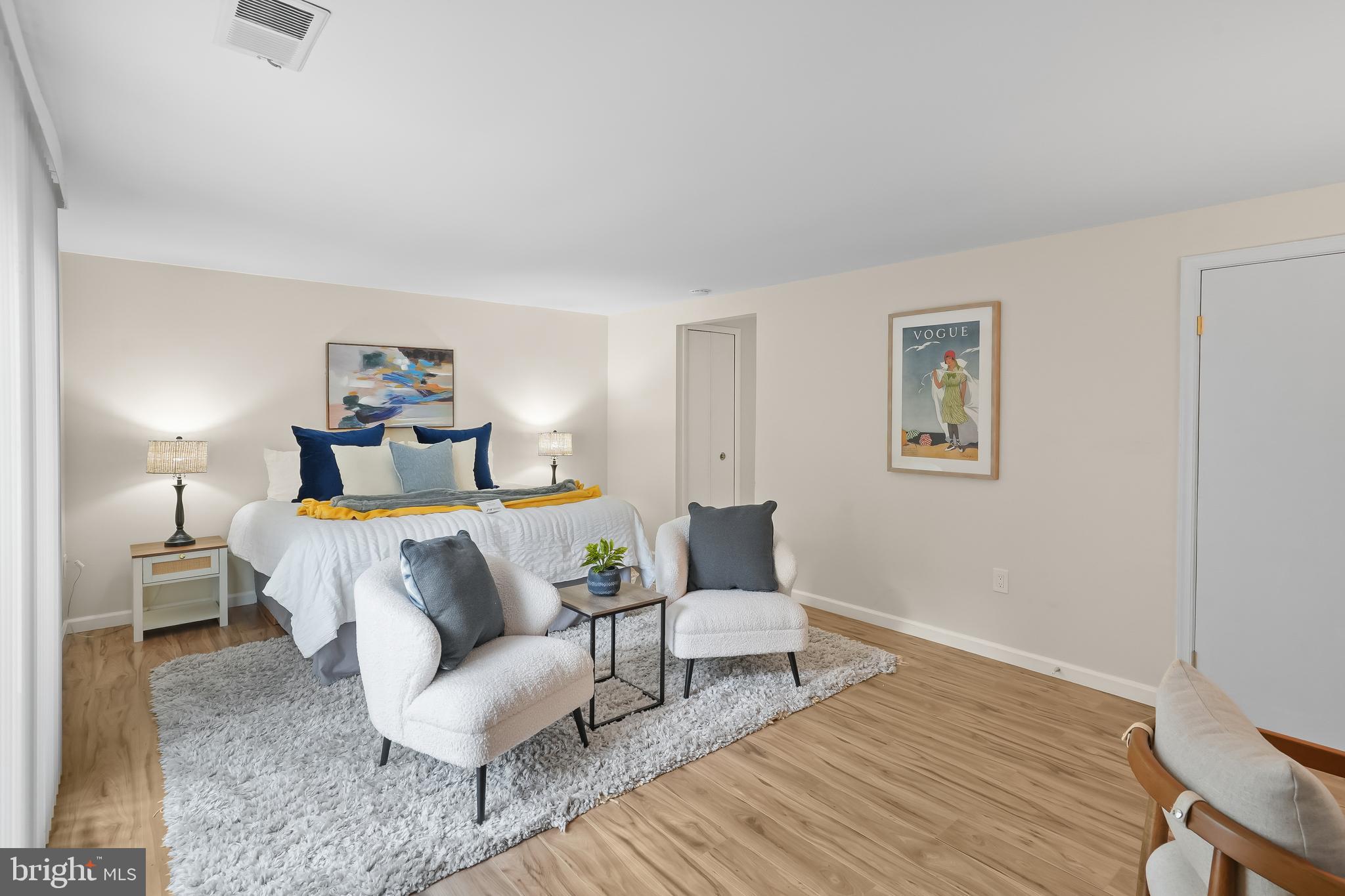 VILLAGE OF OWEN BROWN - Residential