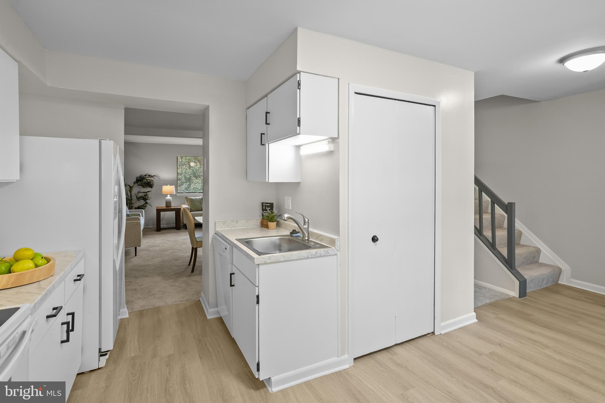 VILLAGE OF OWEN BROWN - Residential