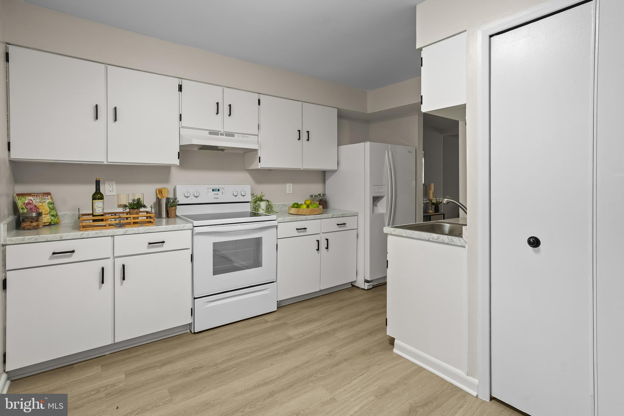 VILLAGE OF OWEN BROWN - Residential