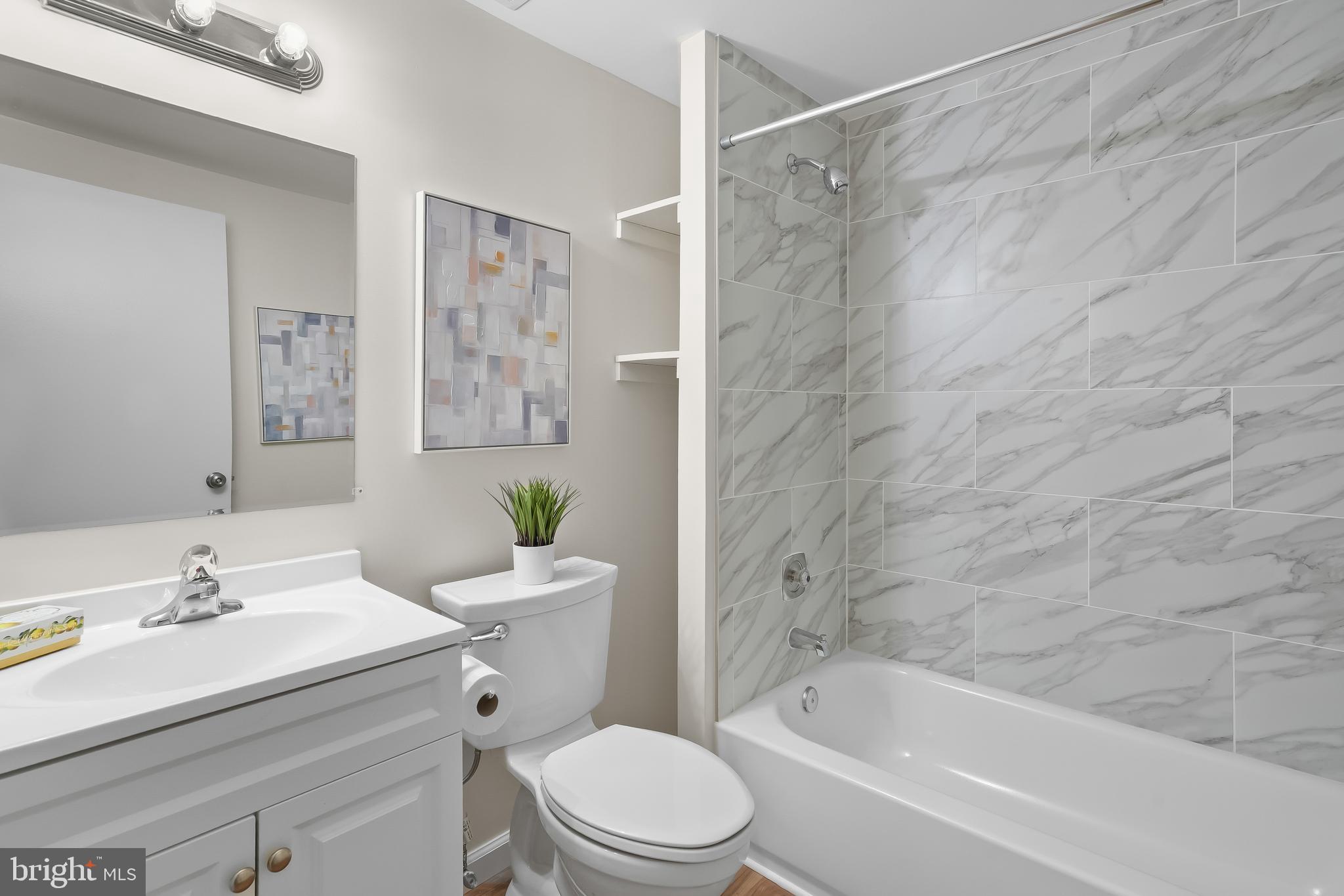 VILLAGE OF OWEN BROWN - Residential