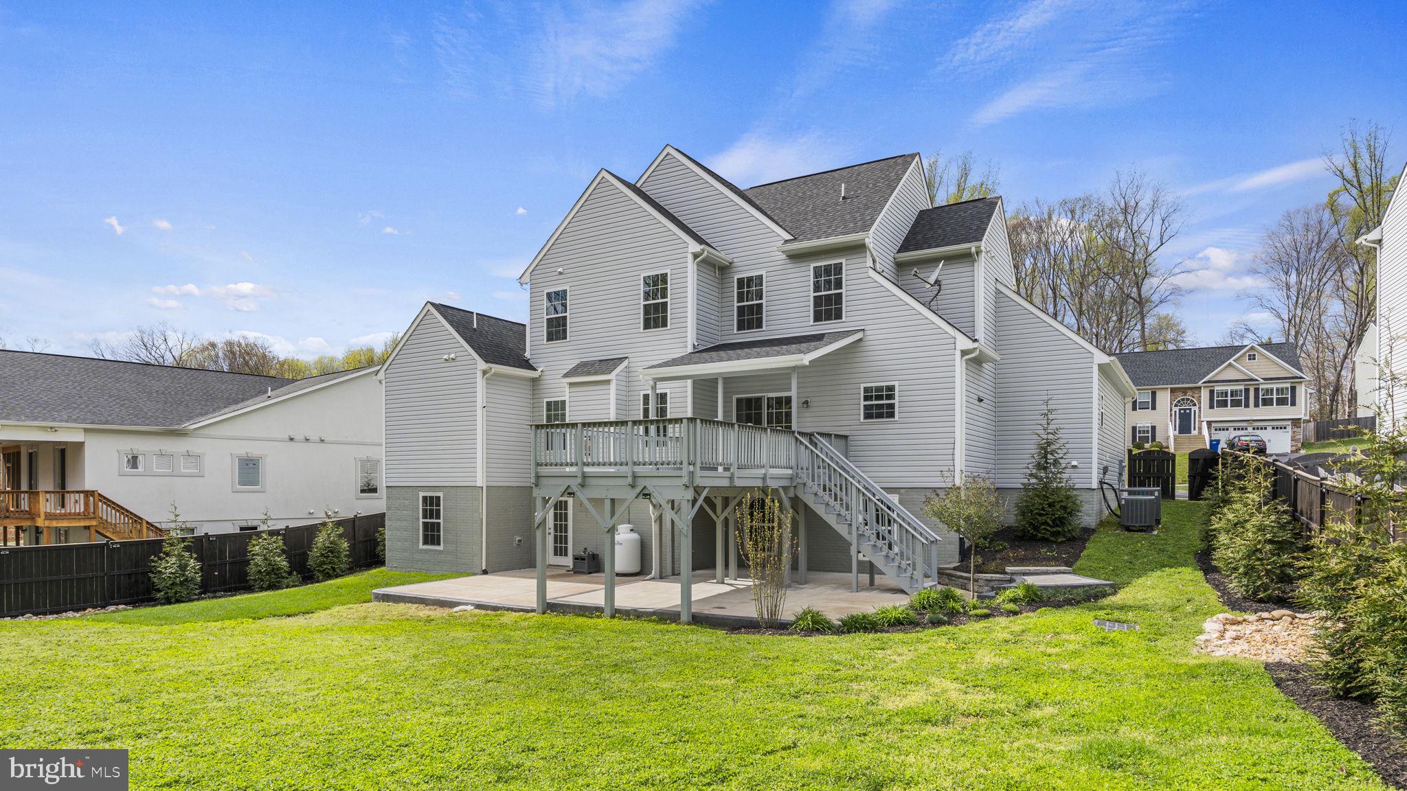 HOLLY RIDGE - Residential