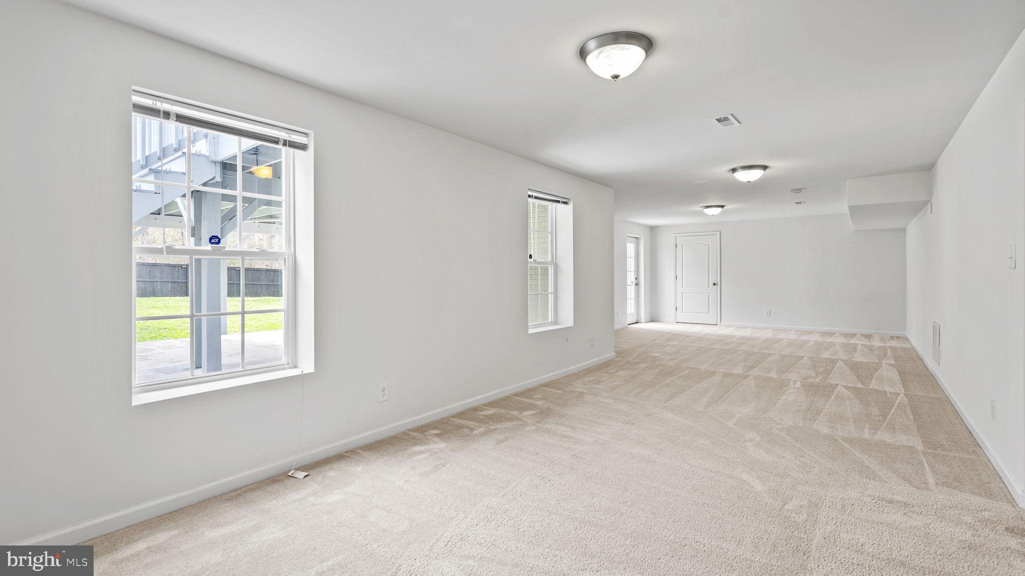 HOLLY RIDGE - Residential