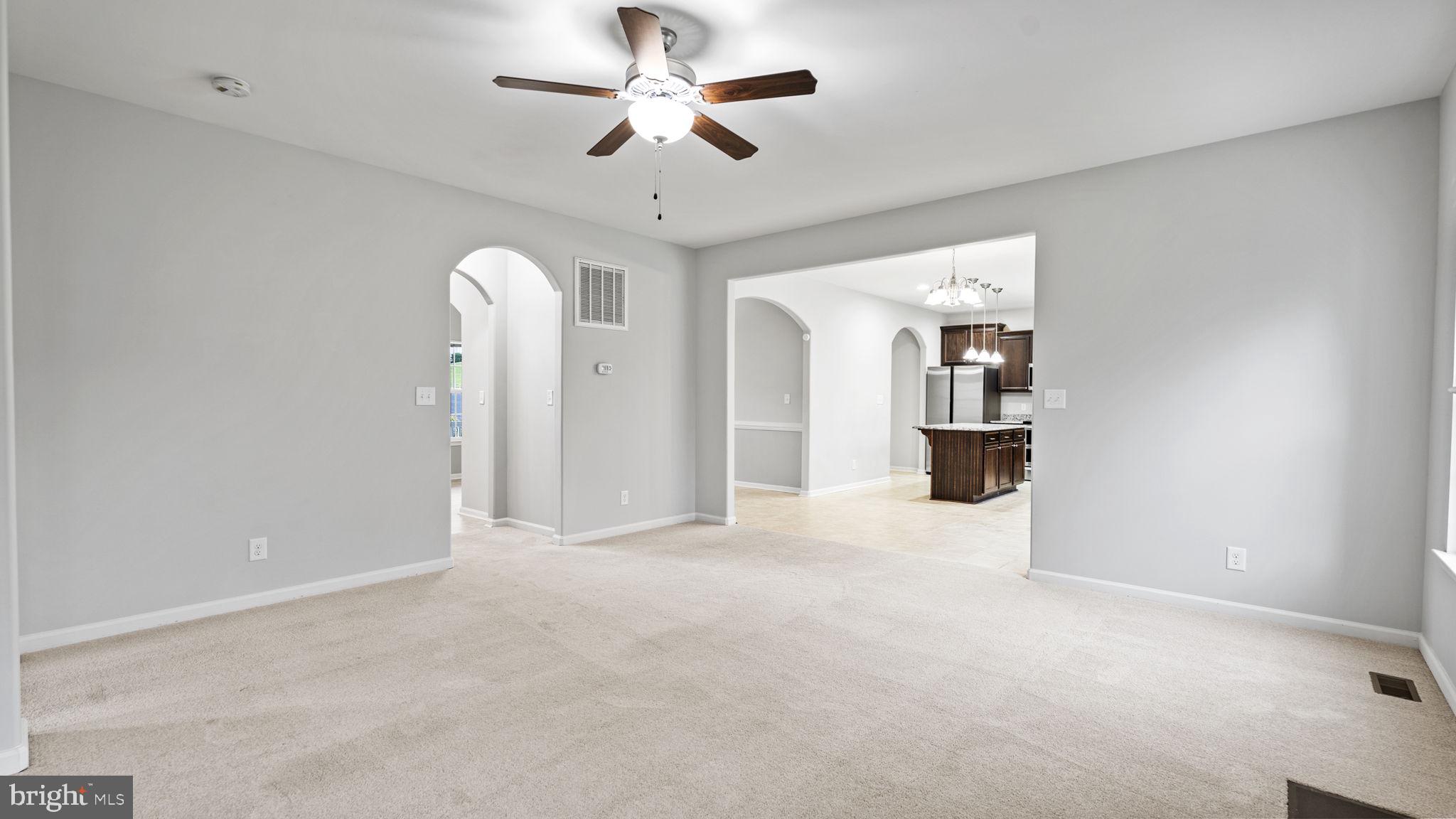 HOLLY RIDGE - Residential