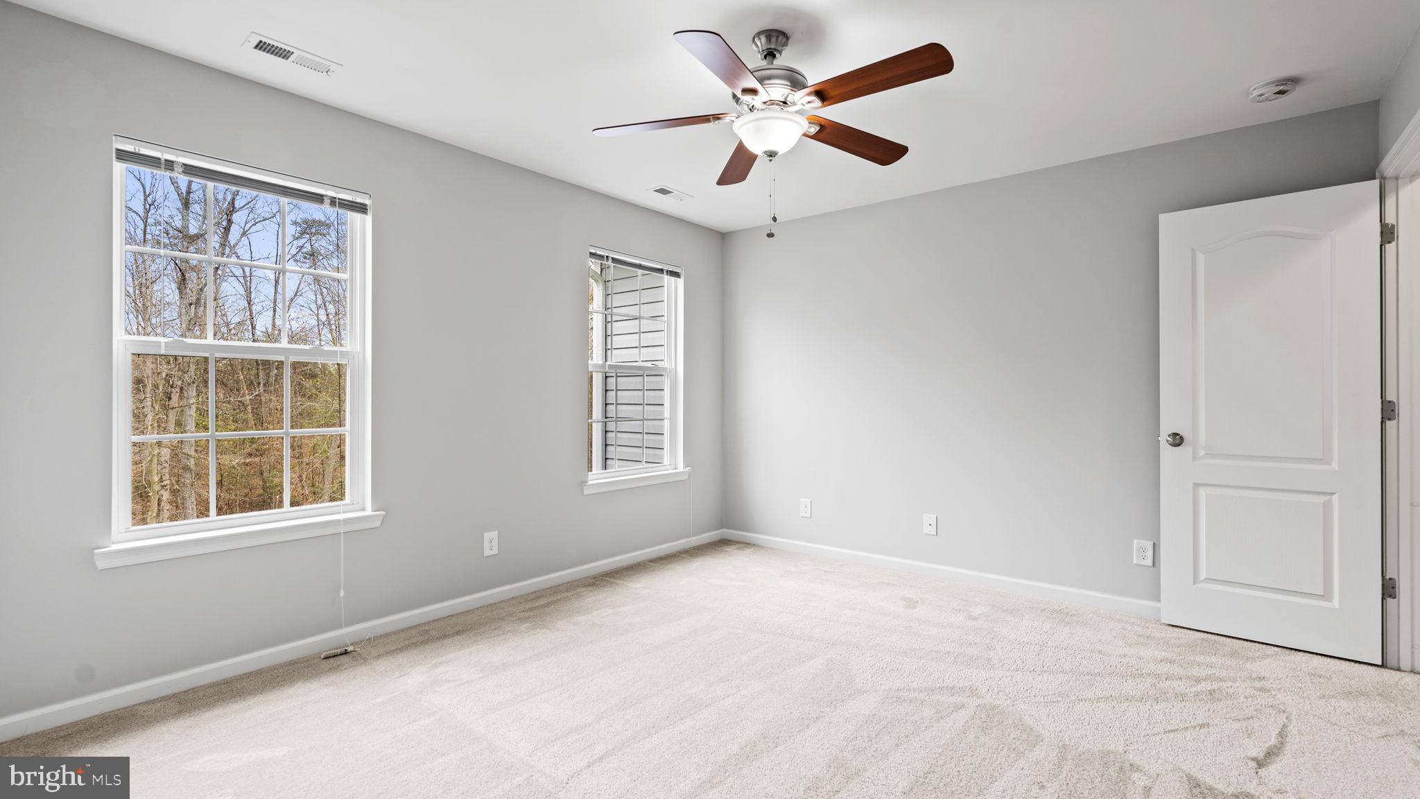 HOLLY RIDGE - Residential