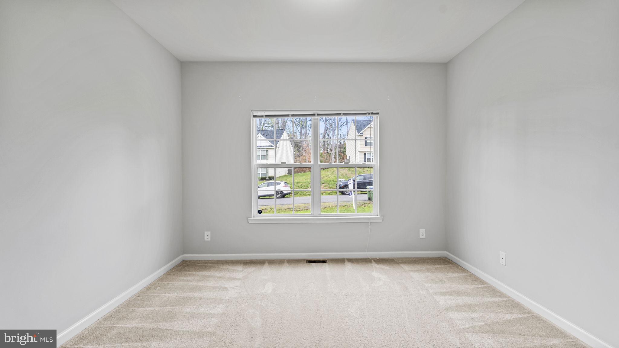 HOLLY RIDGE - Residential