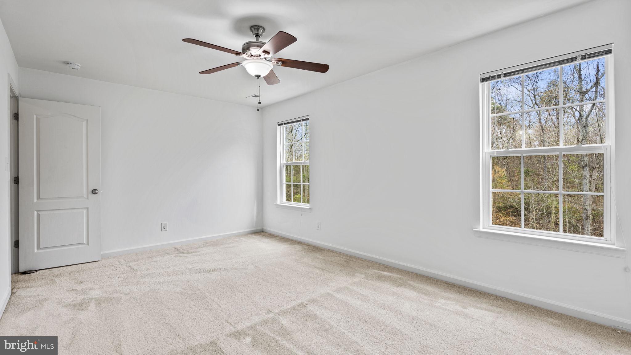 HOLLY RIDGE - Residential