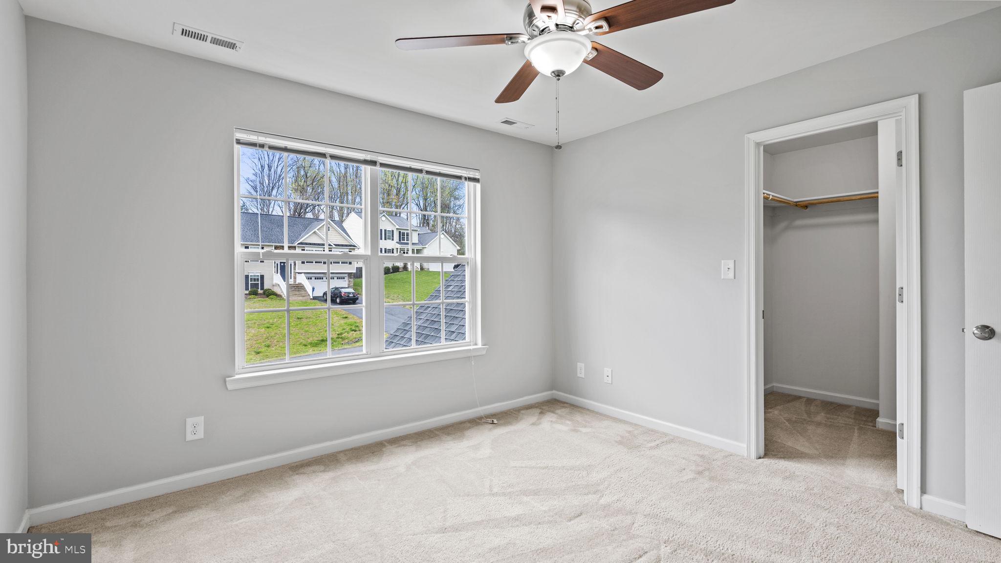 HOLLY RIDGE - Residential