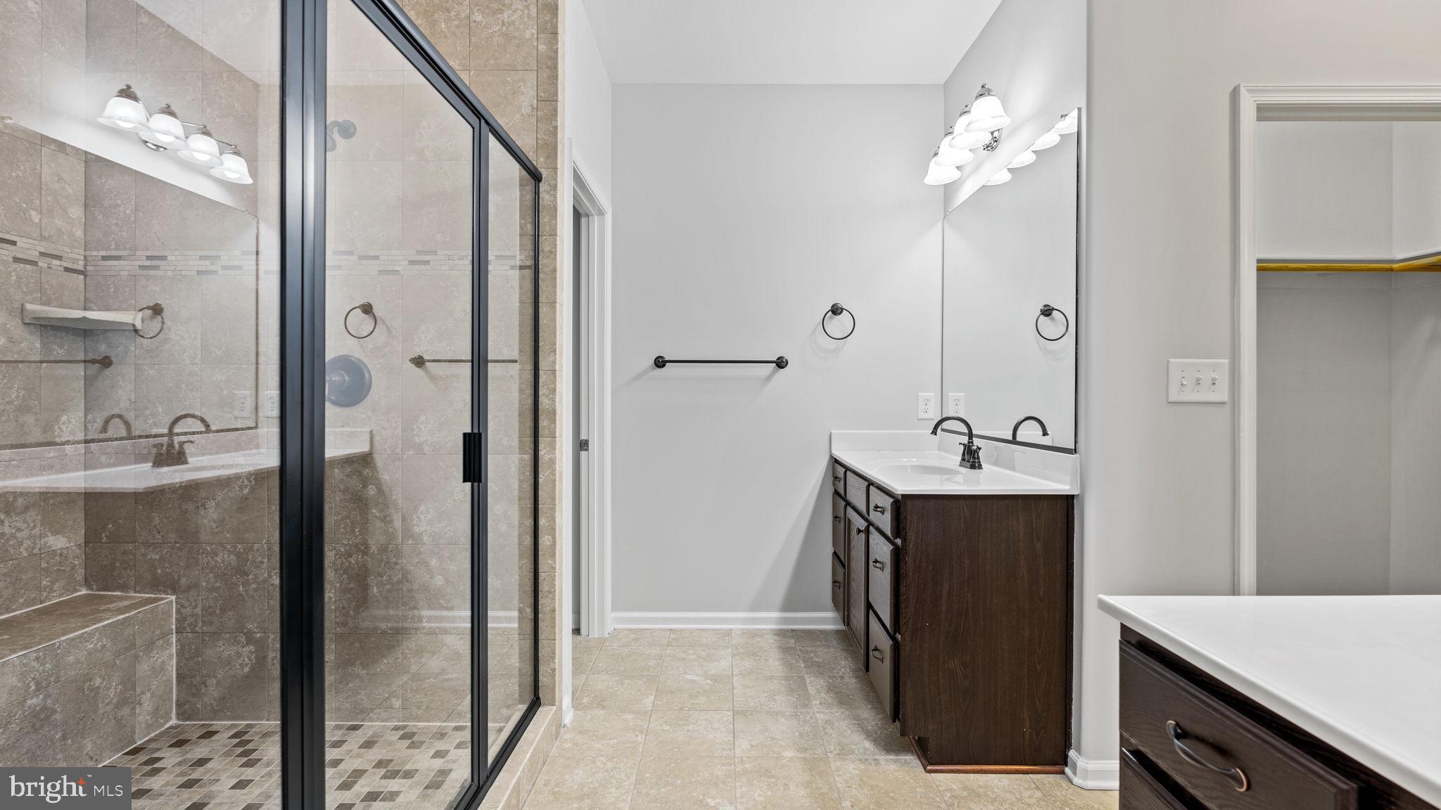 HOLLY RIDGE - Residential